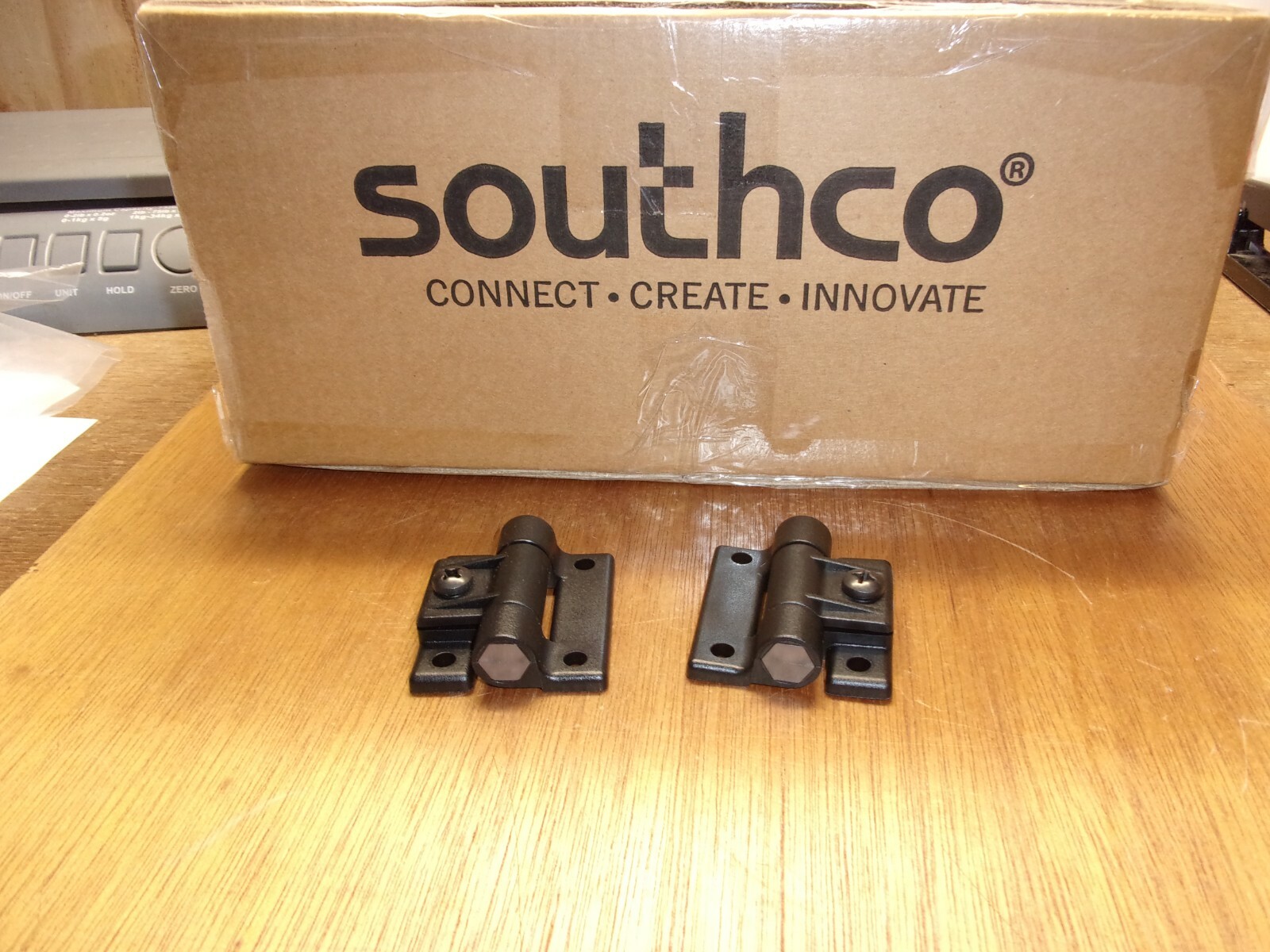X2 Genuine Southco Adjustable Torque 80/20 Hinge Position Control E6-10-501-20