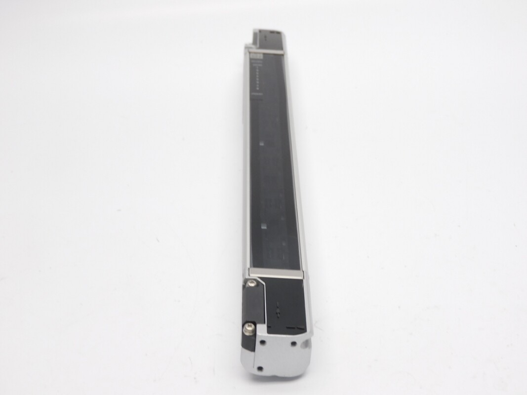 KEYENCE SL-C16H-R 24VDC NSNP