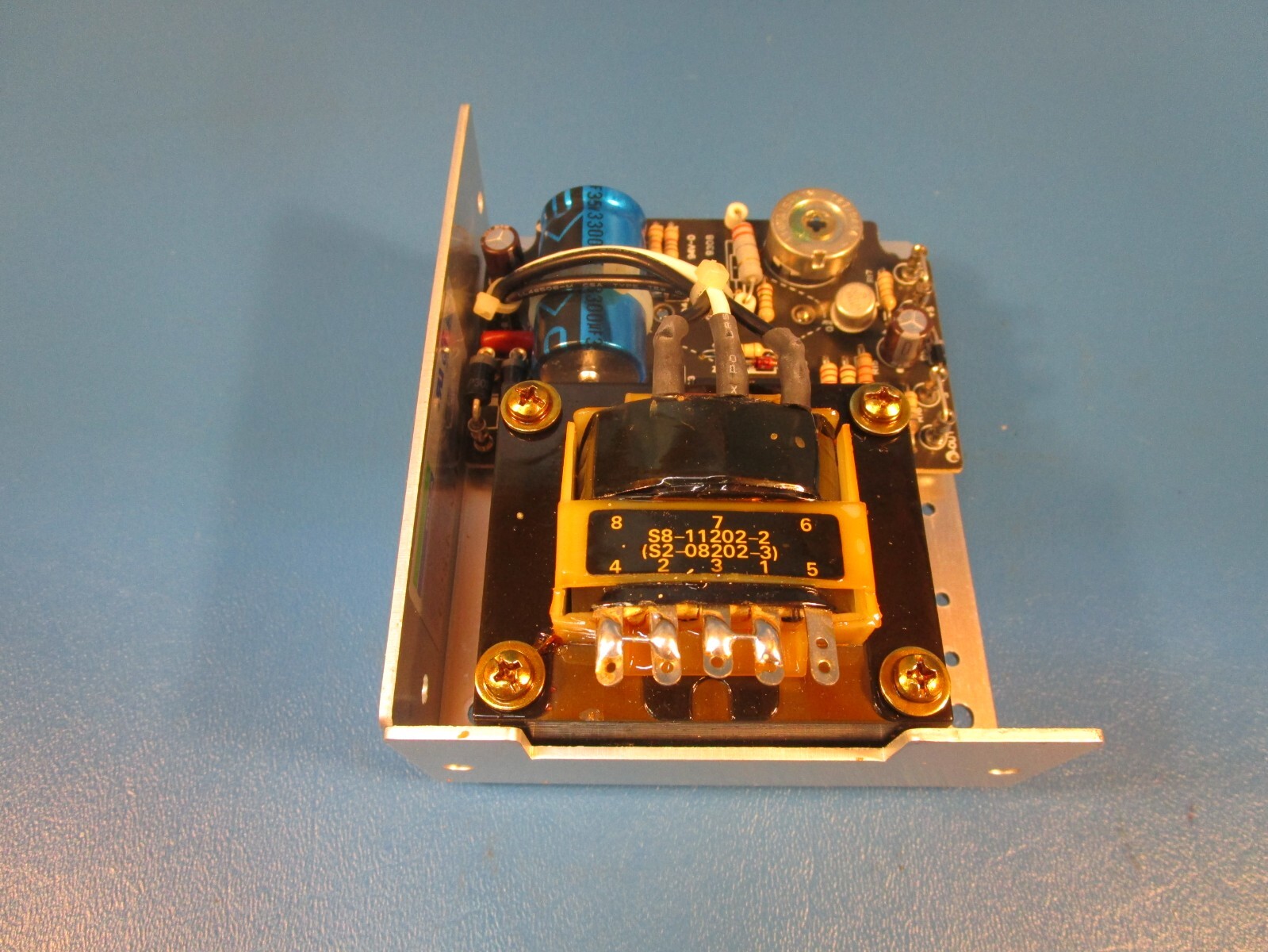 SOLA SLS 12-017, Power Supply