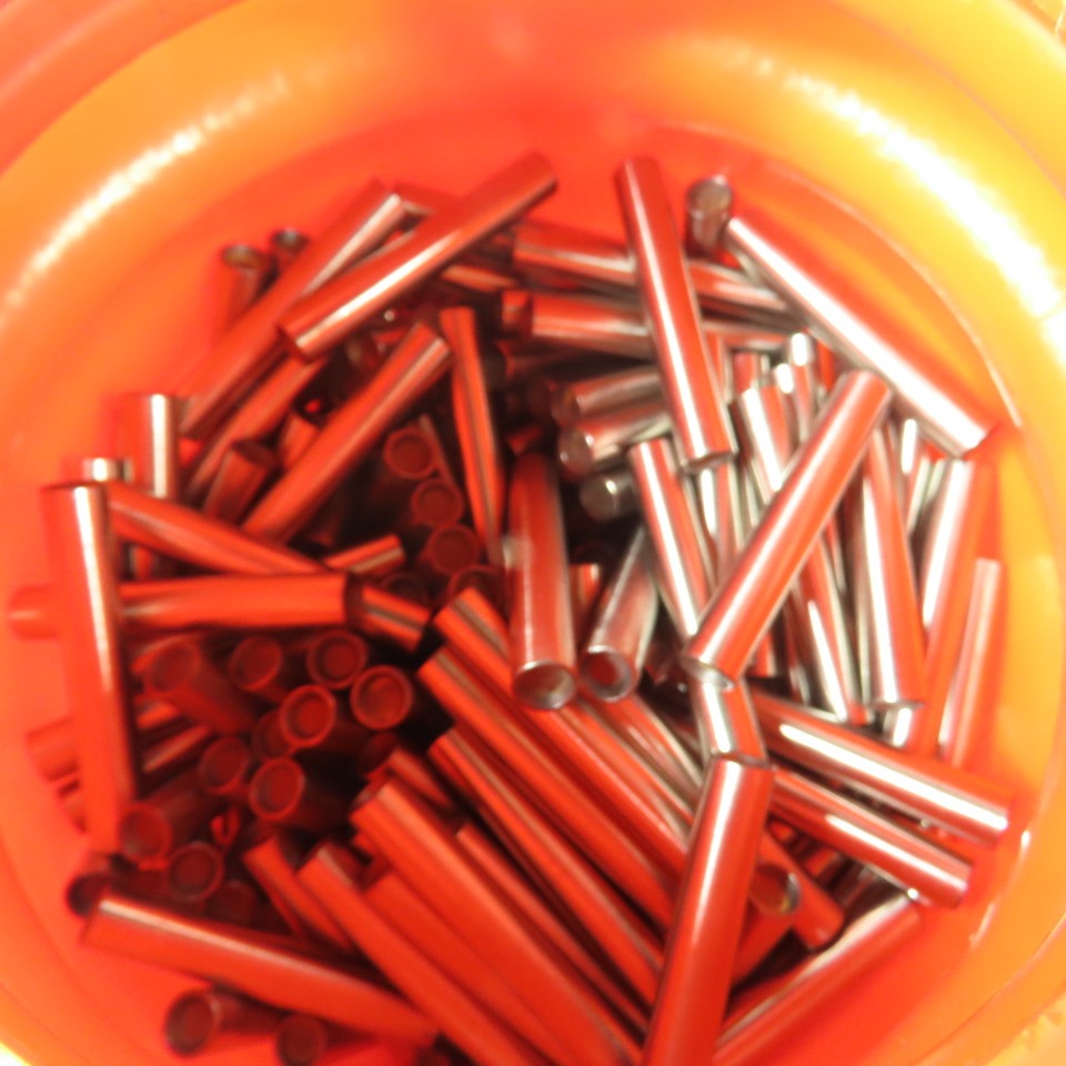 NSK GC 665800-2 -12 -12 0.33″ OD x 2″ Long Pin Shaft Lot Of 18+Lbs
