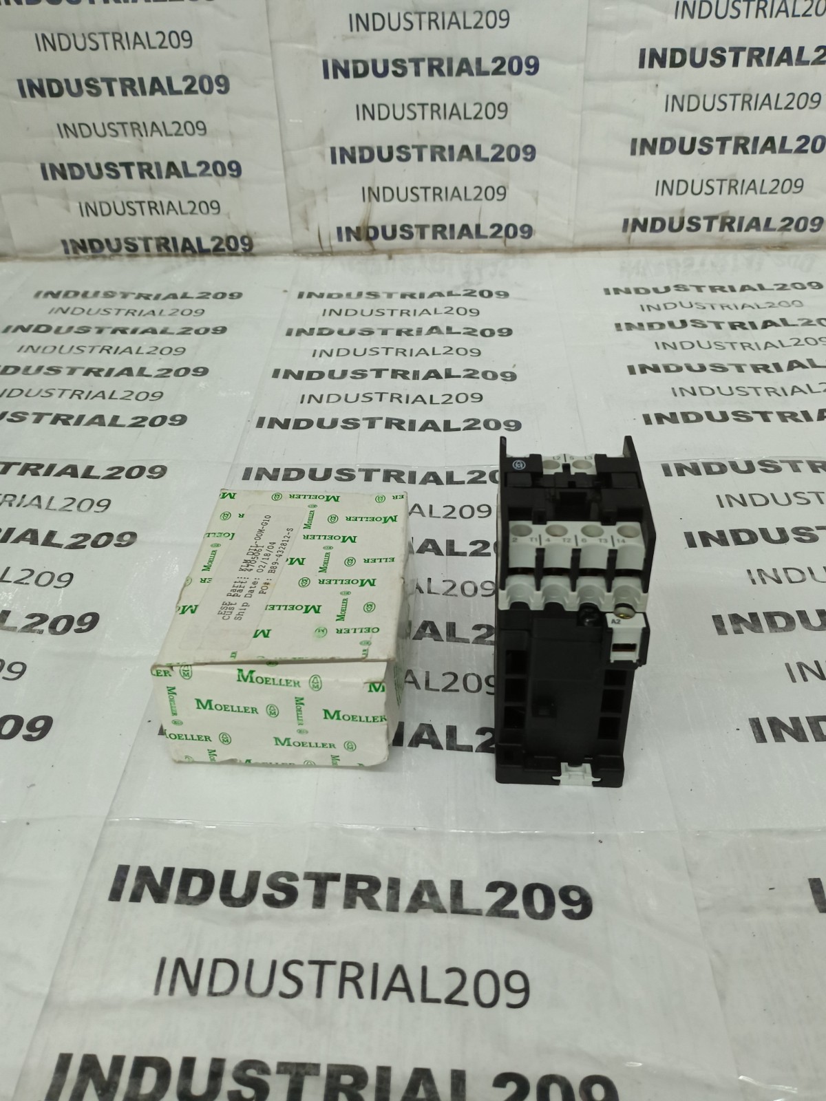 MOLLER DIL00M-G-10 CONTACTOR