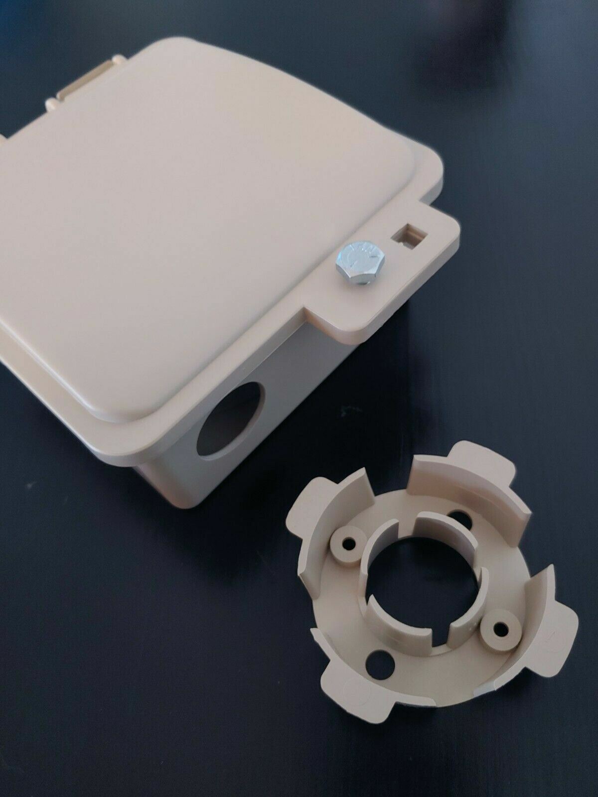MULTILINK 072414, 5X5X2-INIV EXTERIOR FIBER OPTIC STORAGE NID, IVORY SLACK TRAY