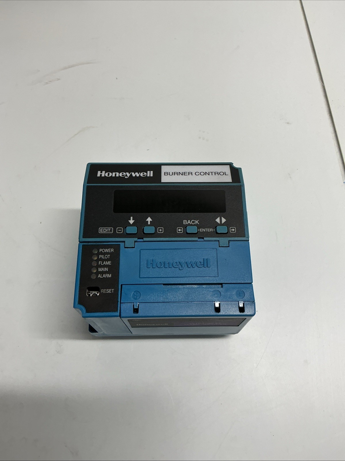 Honeywell RM7898 A 1000 Burner Control W/ Ultraviolet Flame Amplifier AA-957