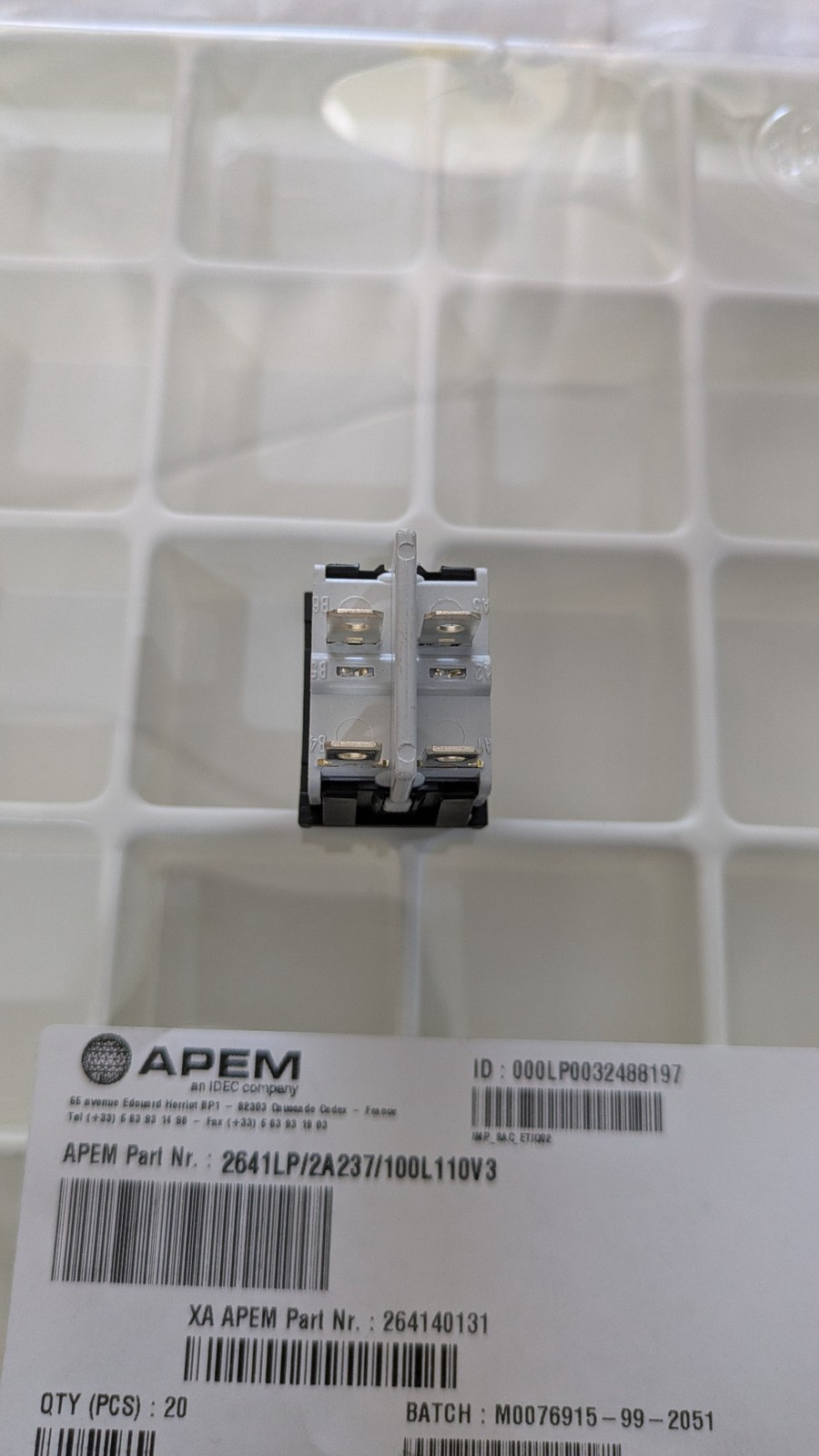 APEM 2641LP/2A237/100L110V3