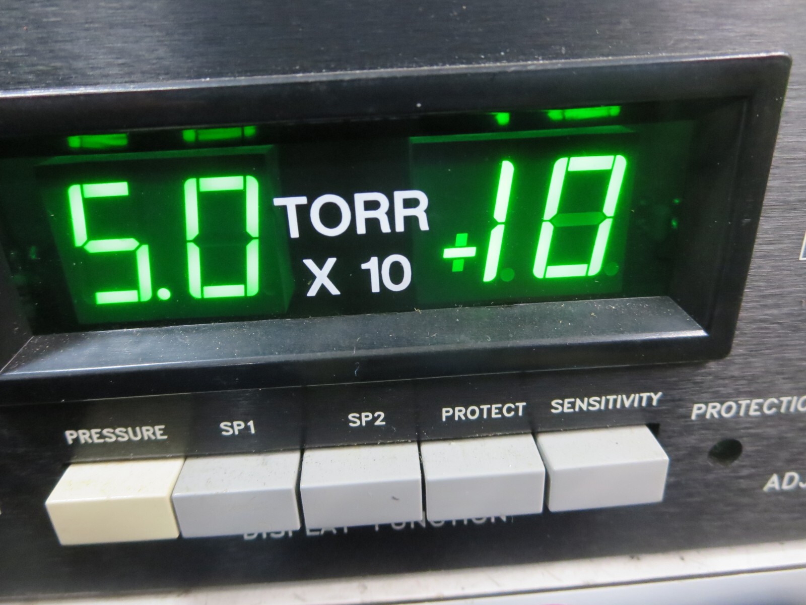 MKS Instruments (HPS Division) 919 Hot Cathode Controller 120V/50-60HZ Used