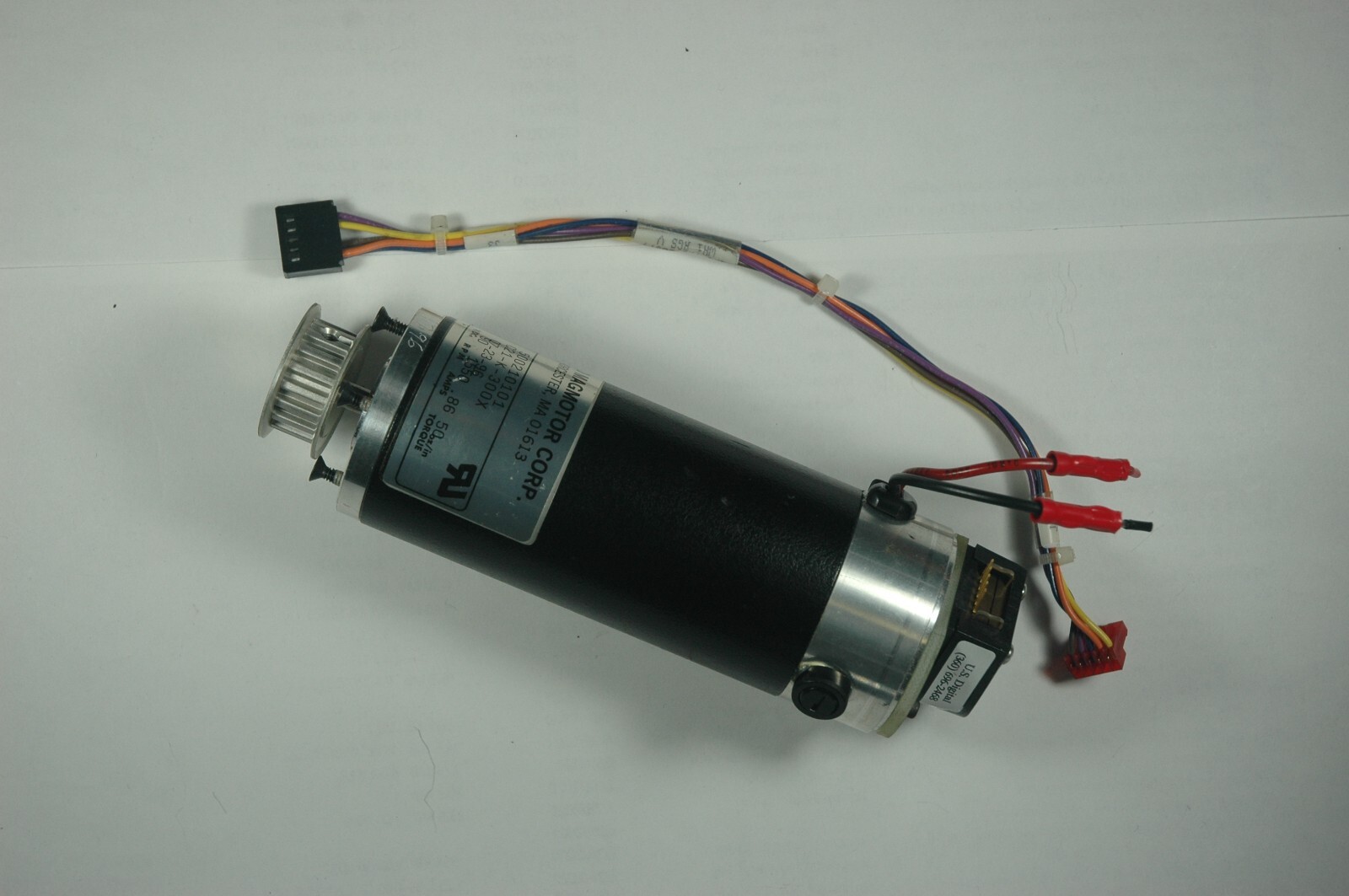 K&D MAGMOTOR CORP MODEL C21-K-300X 90VDC 1550RPM .86A 5OZ/IN W/OPTICAL ENCODER