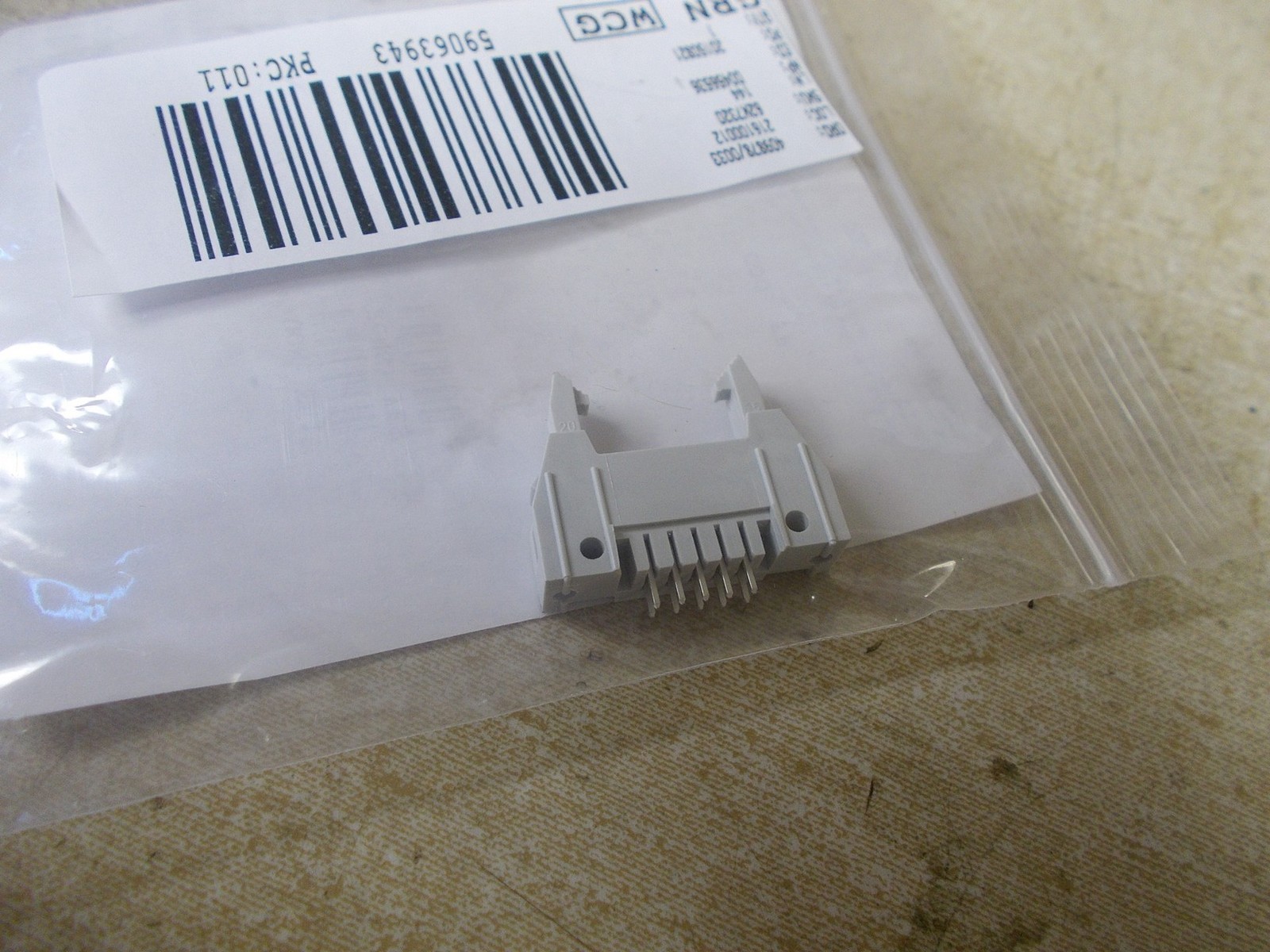 NEW FCI Connector 71918-110LF, Wire To Board *FREE SHIPPING*