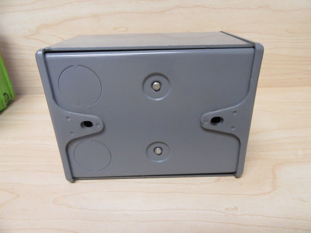 Cutler Hammer 10250H1027A Switch Station