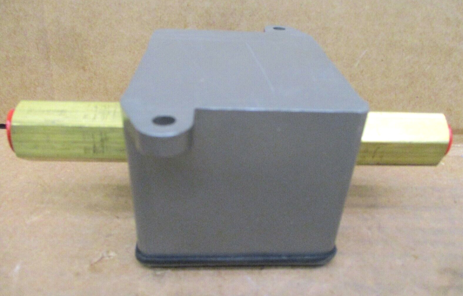 United Electric Controls J21K Model 254 Differential Pressure Control 49654HI