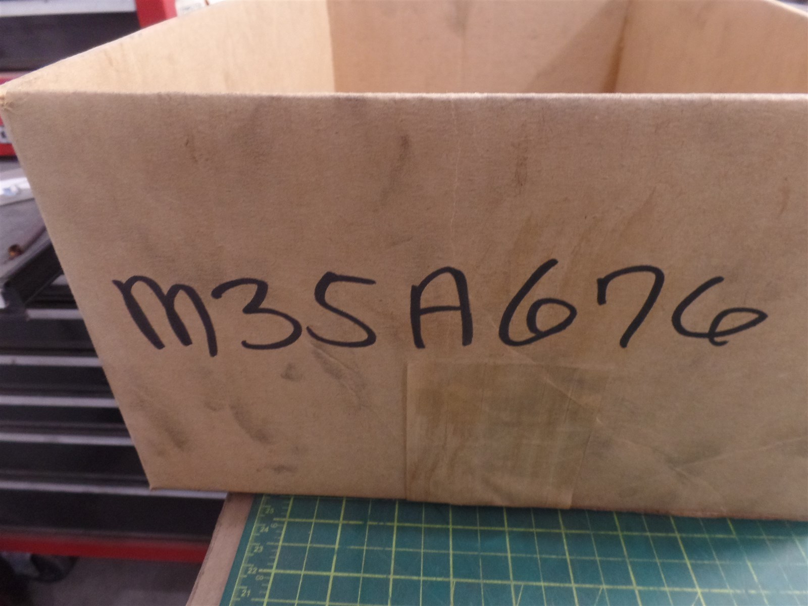GENUINE WHITE LIFT TRUCK M35A676 SMOOTH BUSHING, SET OF 3!!! NOS