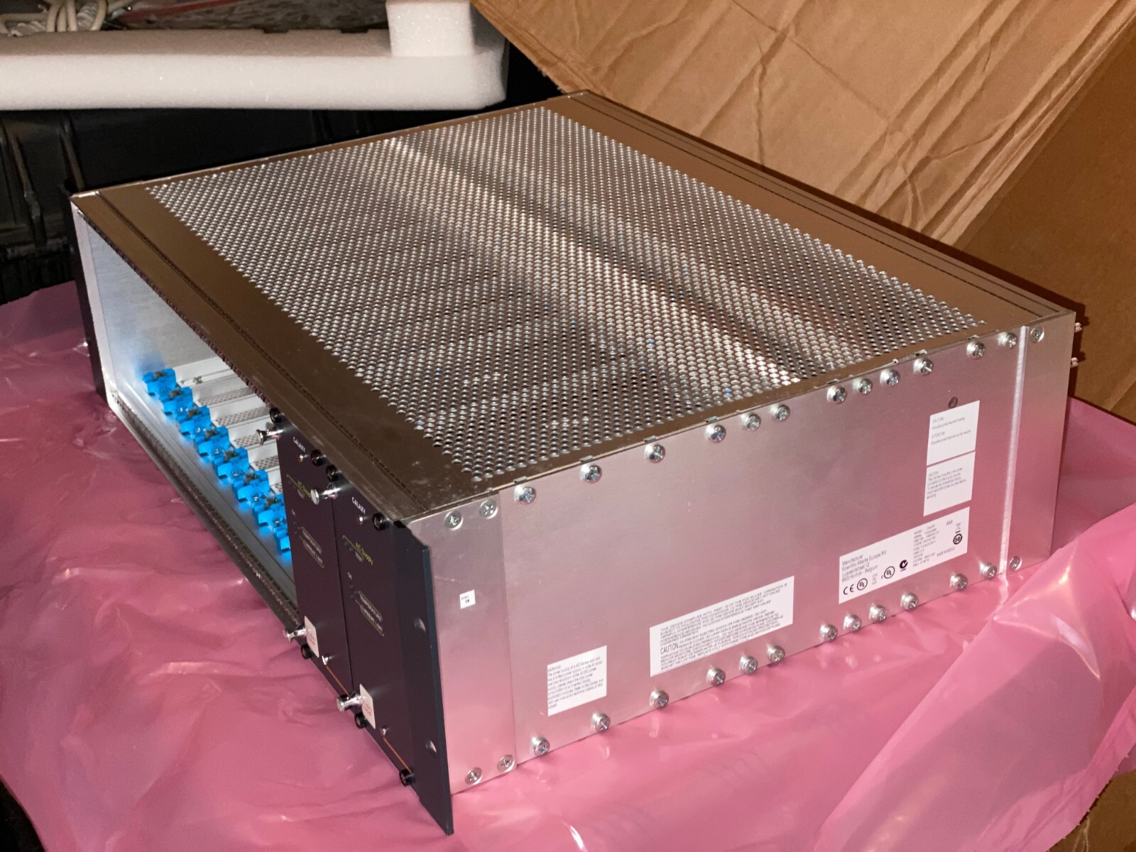 Cisco Scientific Atlanta Galaxy Modular Rack w/ 2 AC-DC Converter Power-One 24V