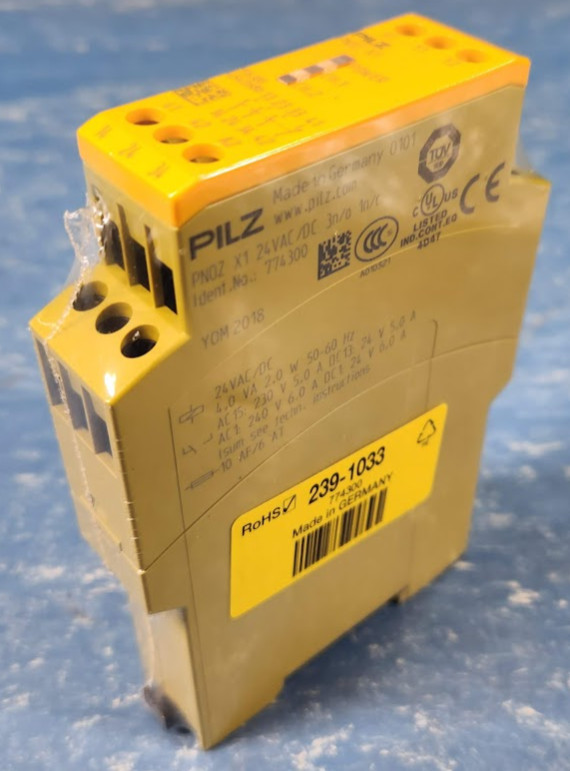 Pilz 239-1033 774300 X PNOZ X1 1 Auxiliary Safety Relay 24V ac/dc