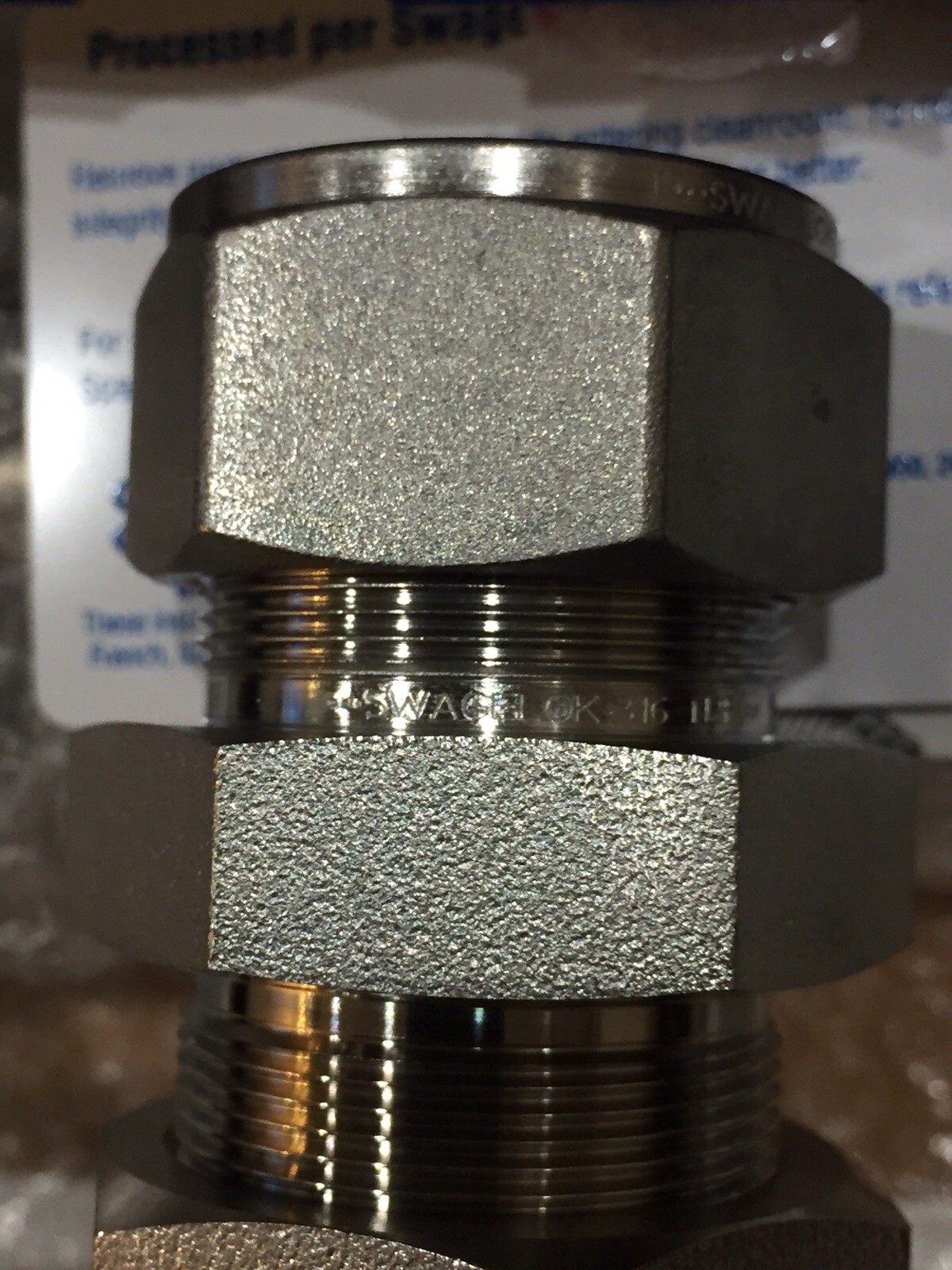 NEW SWAGELOK SS-1610-61 TUBE FITTING BULKHEAD UNION 1” TUBE OD.