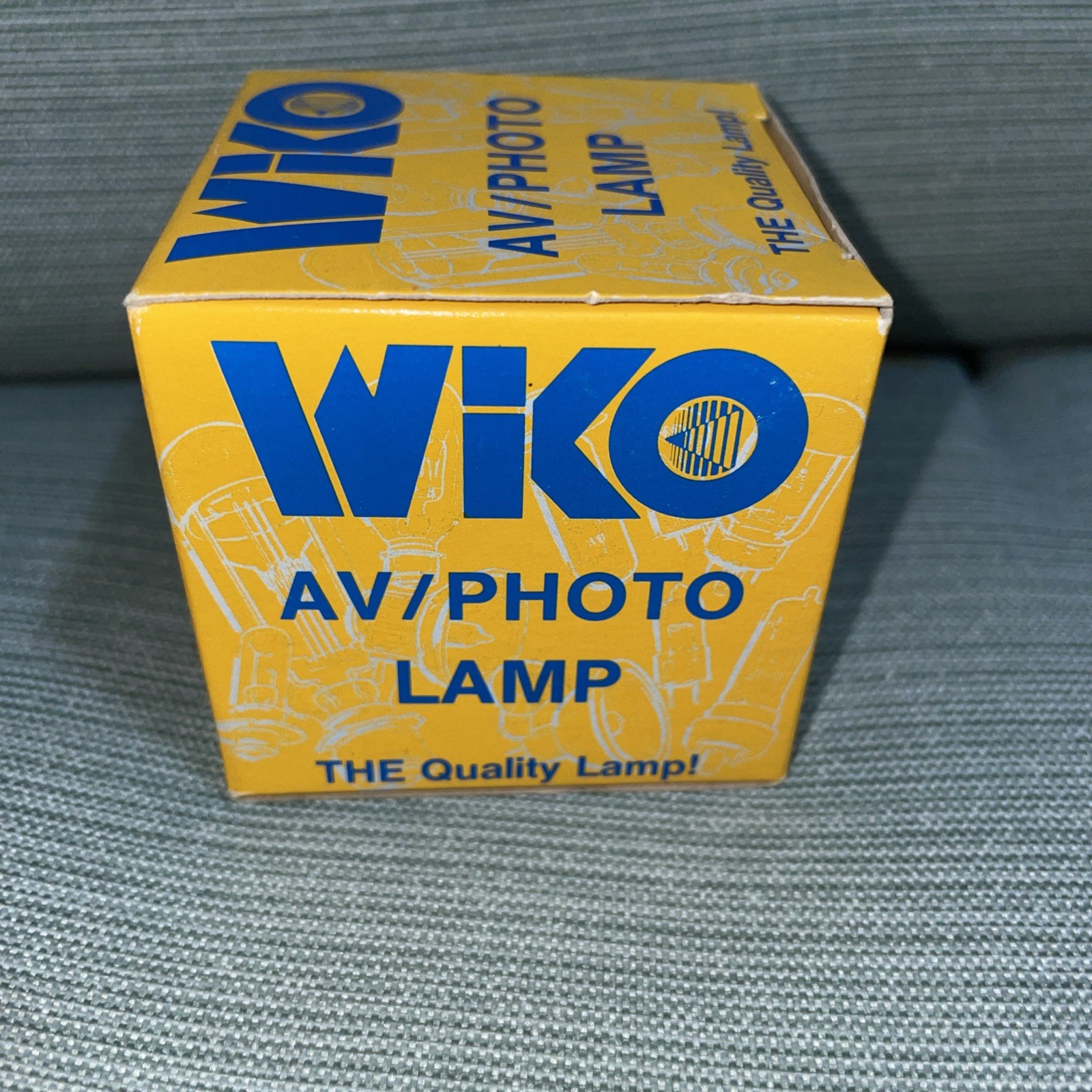 Wiko DDM AV/Photo Lamp 19V 80W New! Box Damaged
