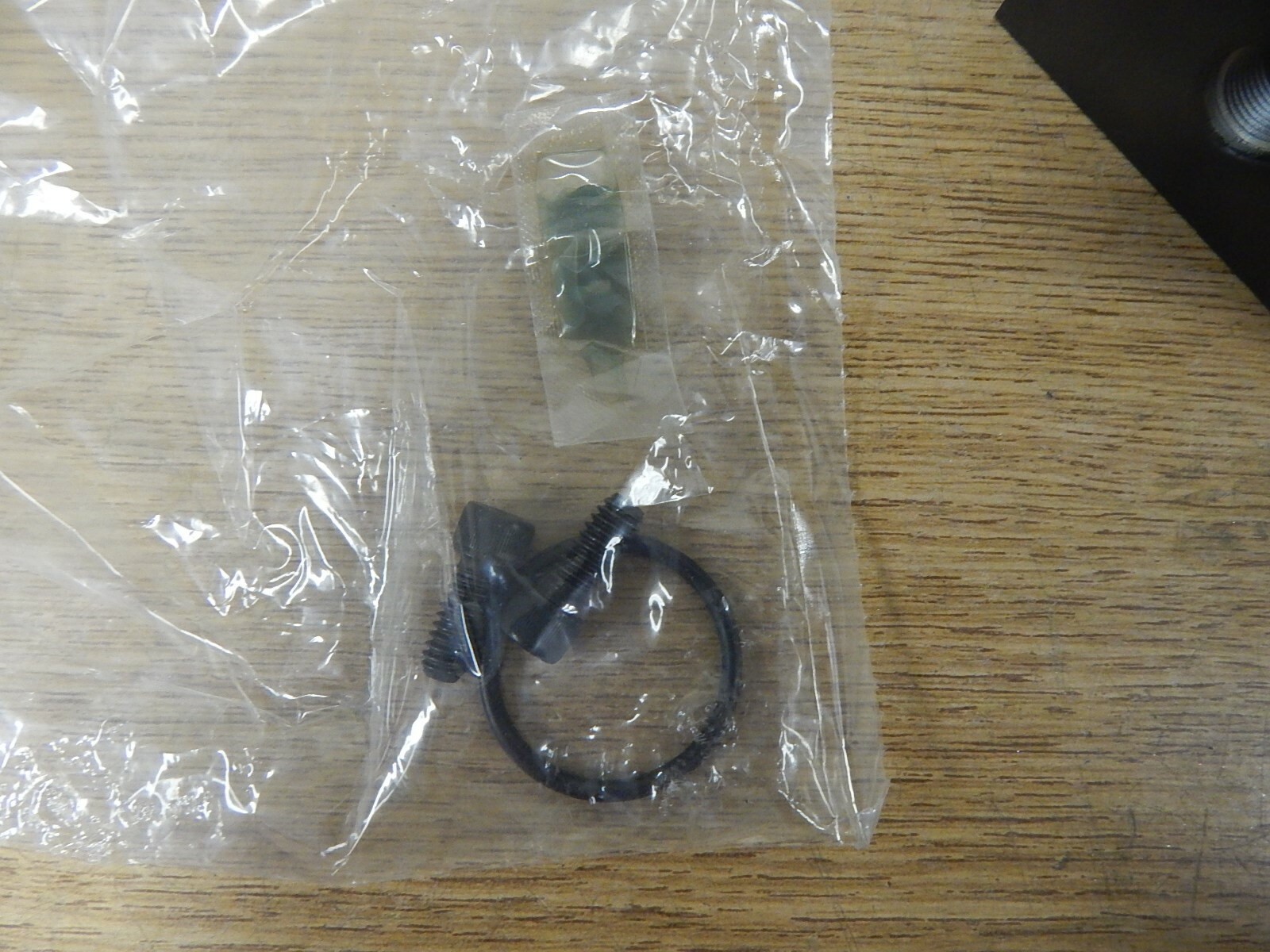 NEW Watts 992 3/4 AKV105-06MI 300 Shut Off Valve *FREE SHIPPING*