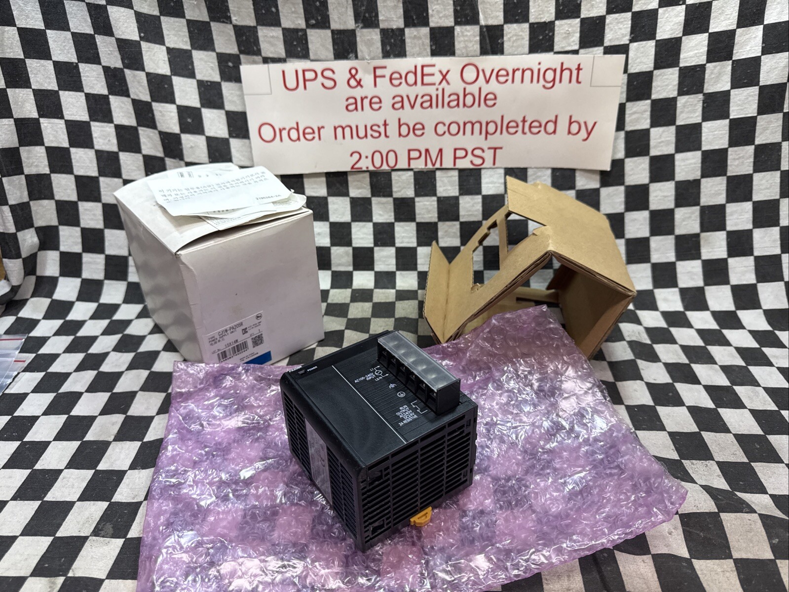 OMRON POWER SUPPLY, 100-240V, 100VA, CJ1W-PA205R, CJ1WPA205R, SHIPSAMEDAY#1212P6
