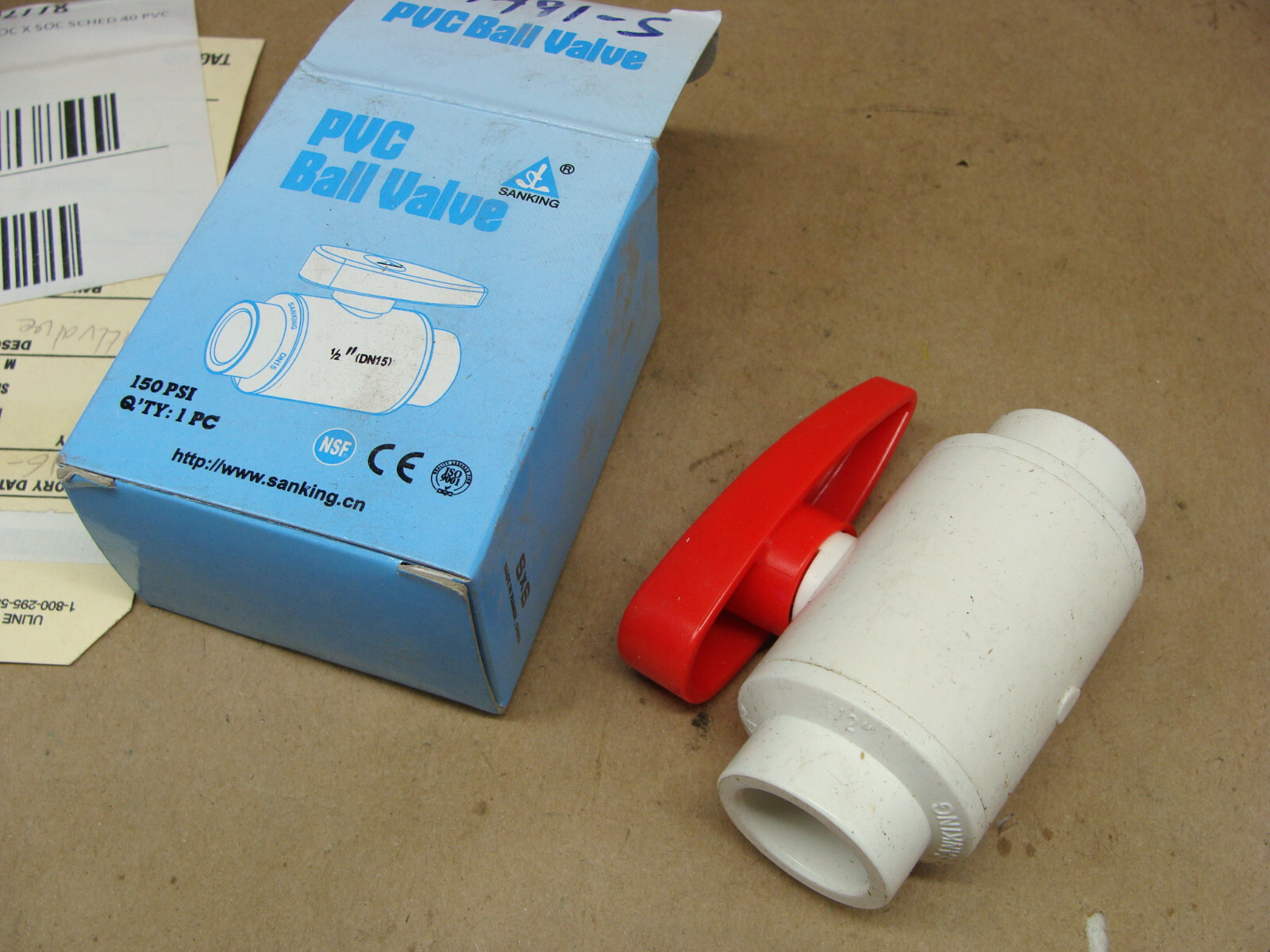 LOT OF 2 SANKING PVC BALL VALVES 1/2″ SOC X SOC SCHED 40 PVC