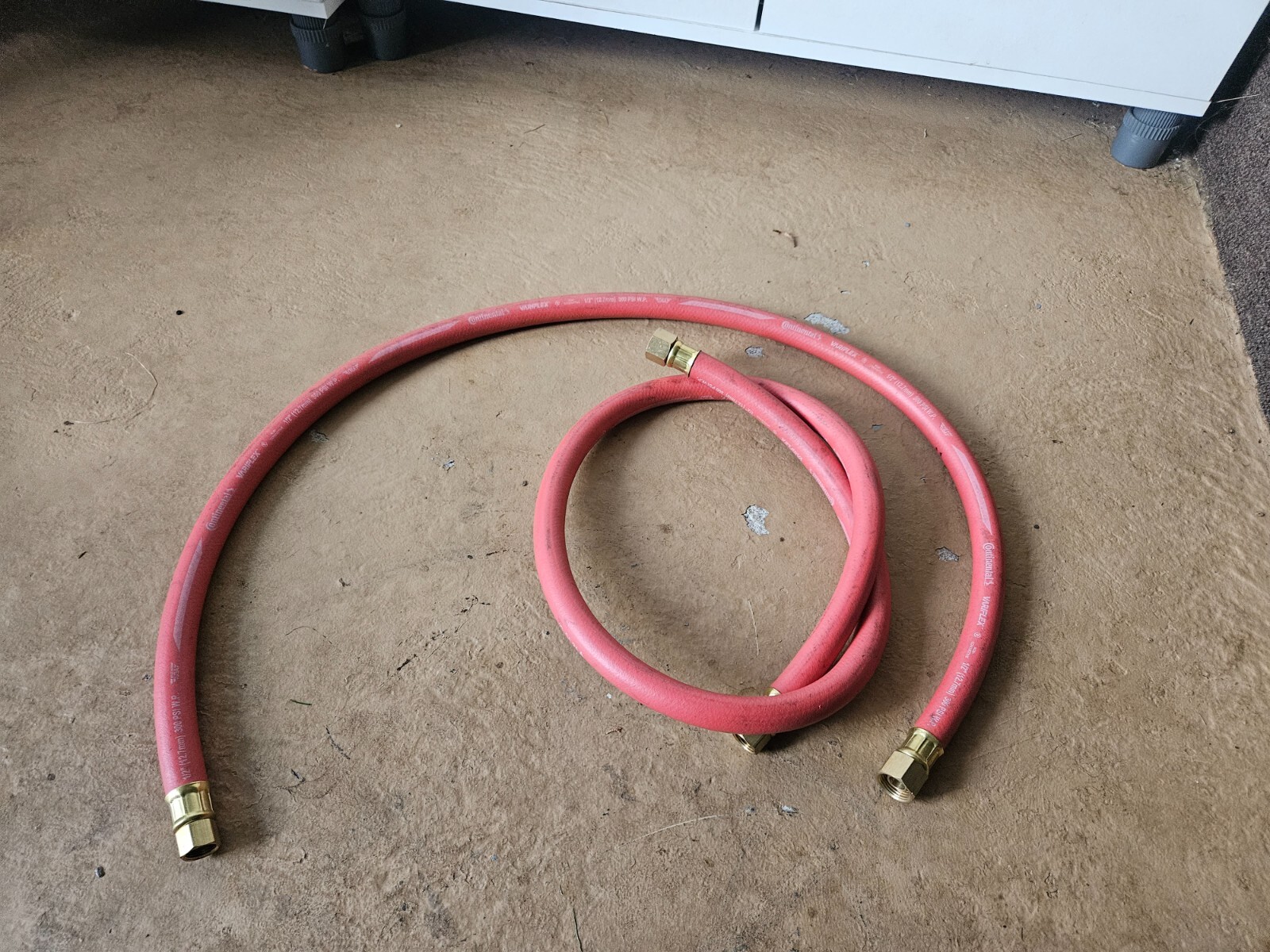 CONTINENTAL CONTITECH VARIFLEX 1/2 inch 300 PSI W.P. HOSE W/ BRASS FITTING 2pcs