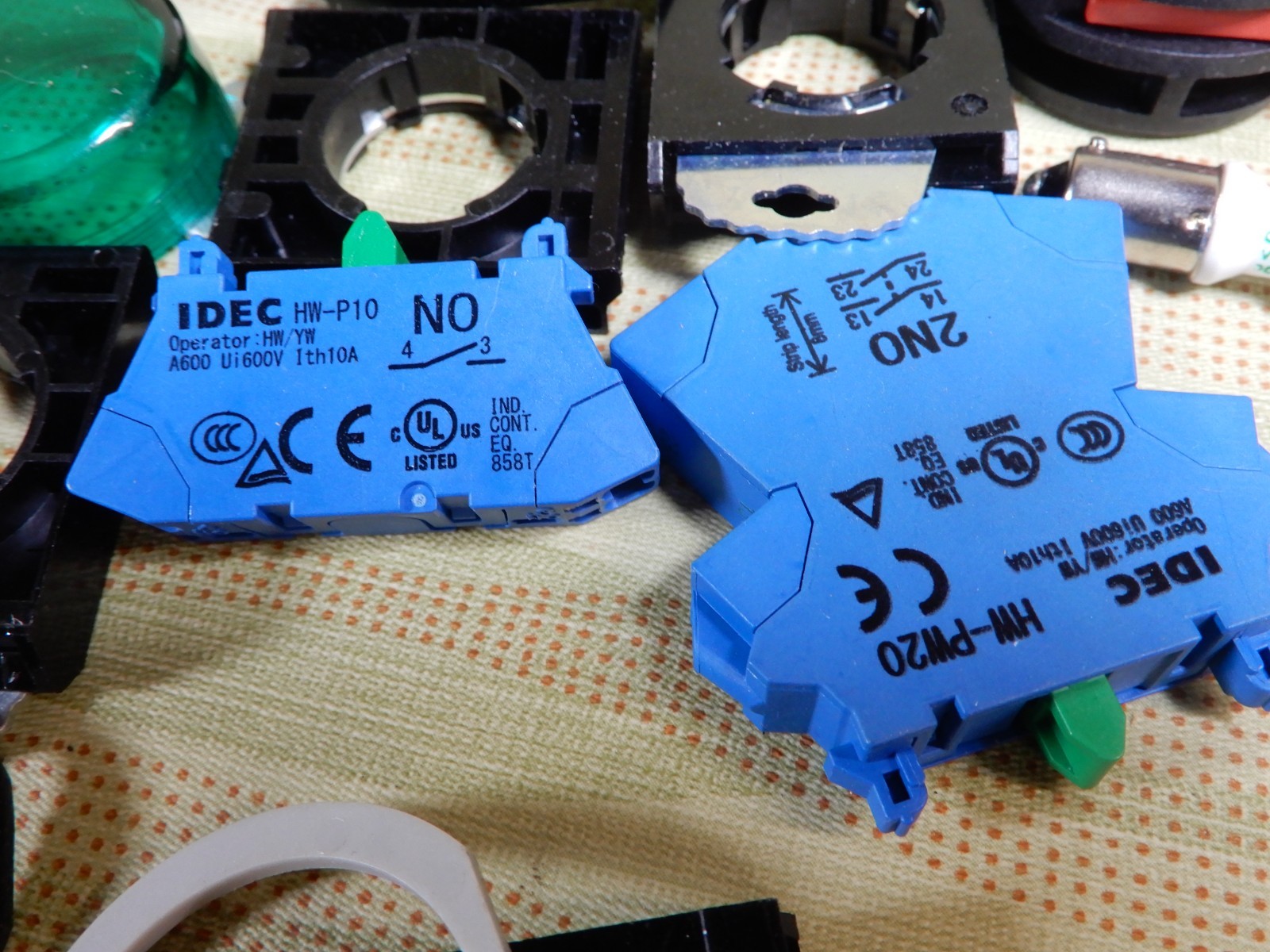 Huge Lot of Various Makes Operators Contact Blocks and More BX