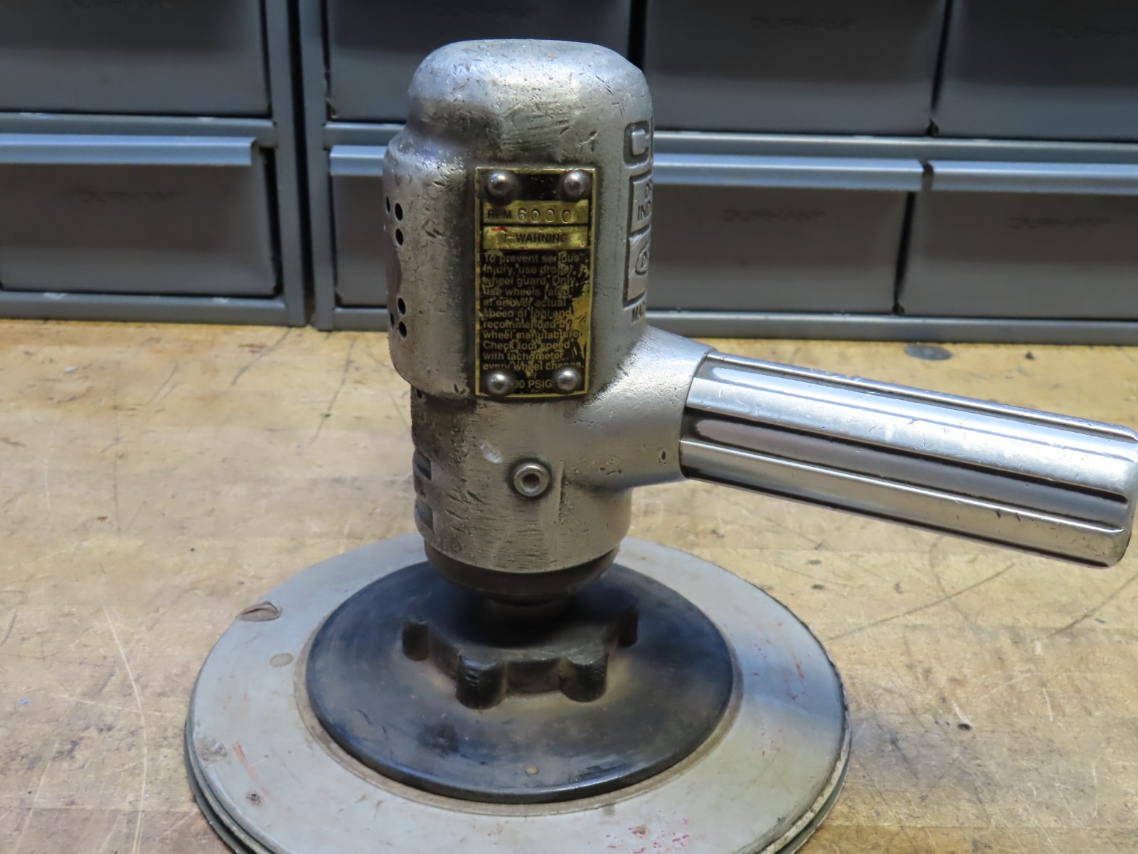 Cleco 15V C60B 6000 RPM vertical grinder buffer sander polisher Work/runs Great!