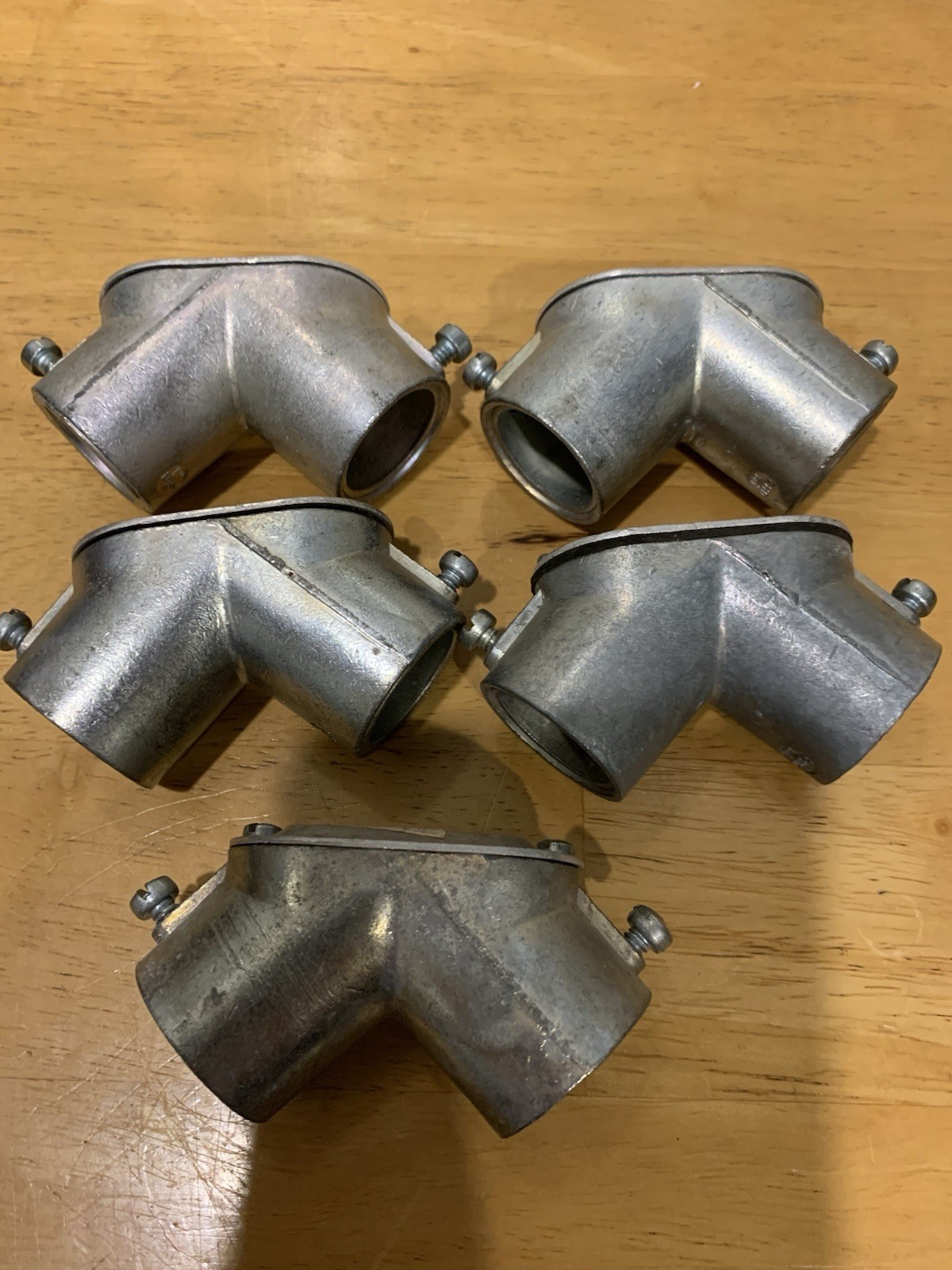 Lot of 5 New Old Stock Halex L144-2- 90 Degree Pull Elbow 3/4″ Squeeze Connector