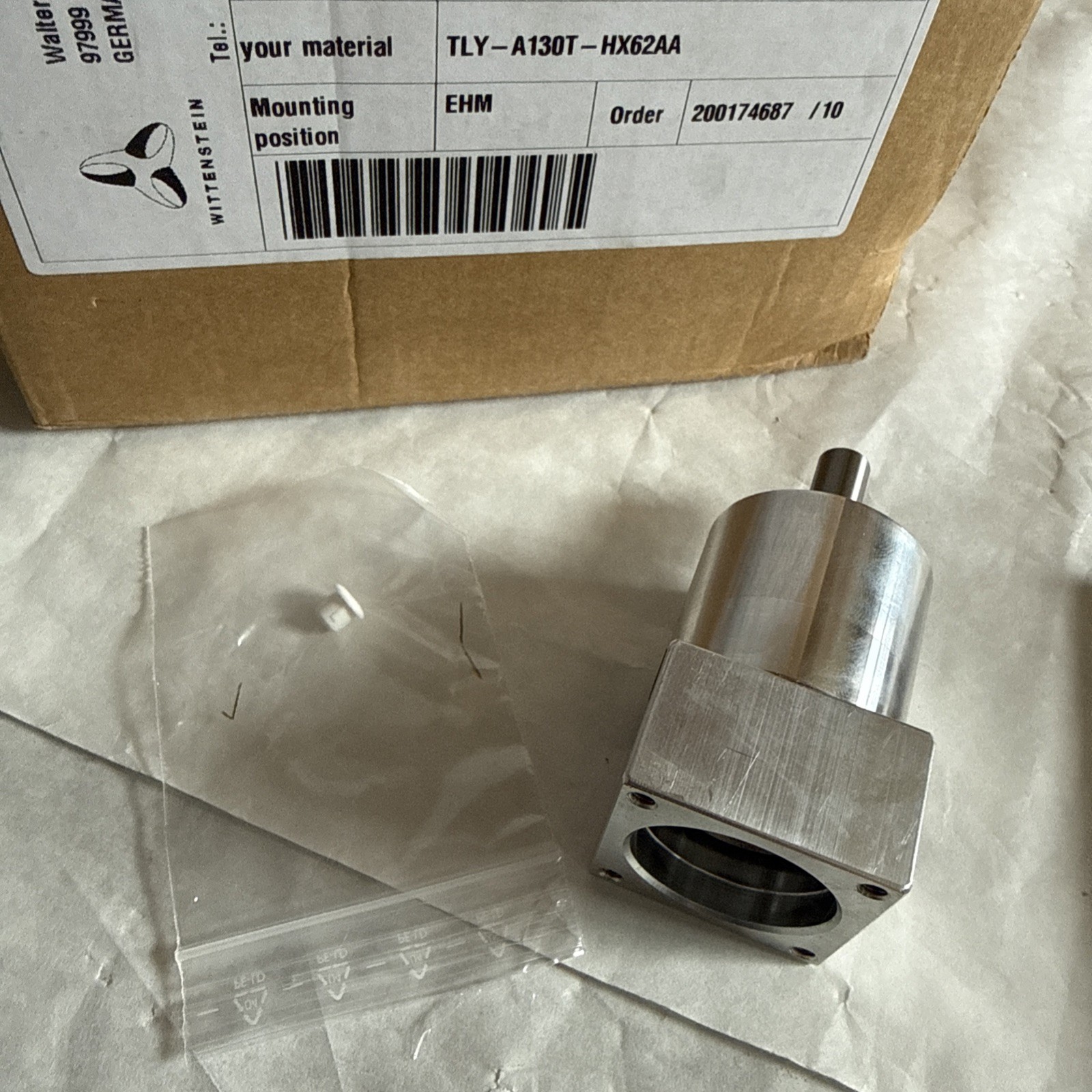 WITTENSTEIN TLY-A130T-HX62AA,CP 040-M01-10-111-000 GEAR HEAD MOTOR,DE