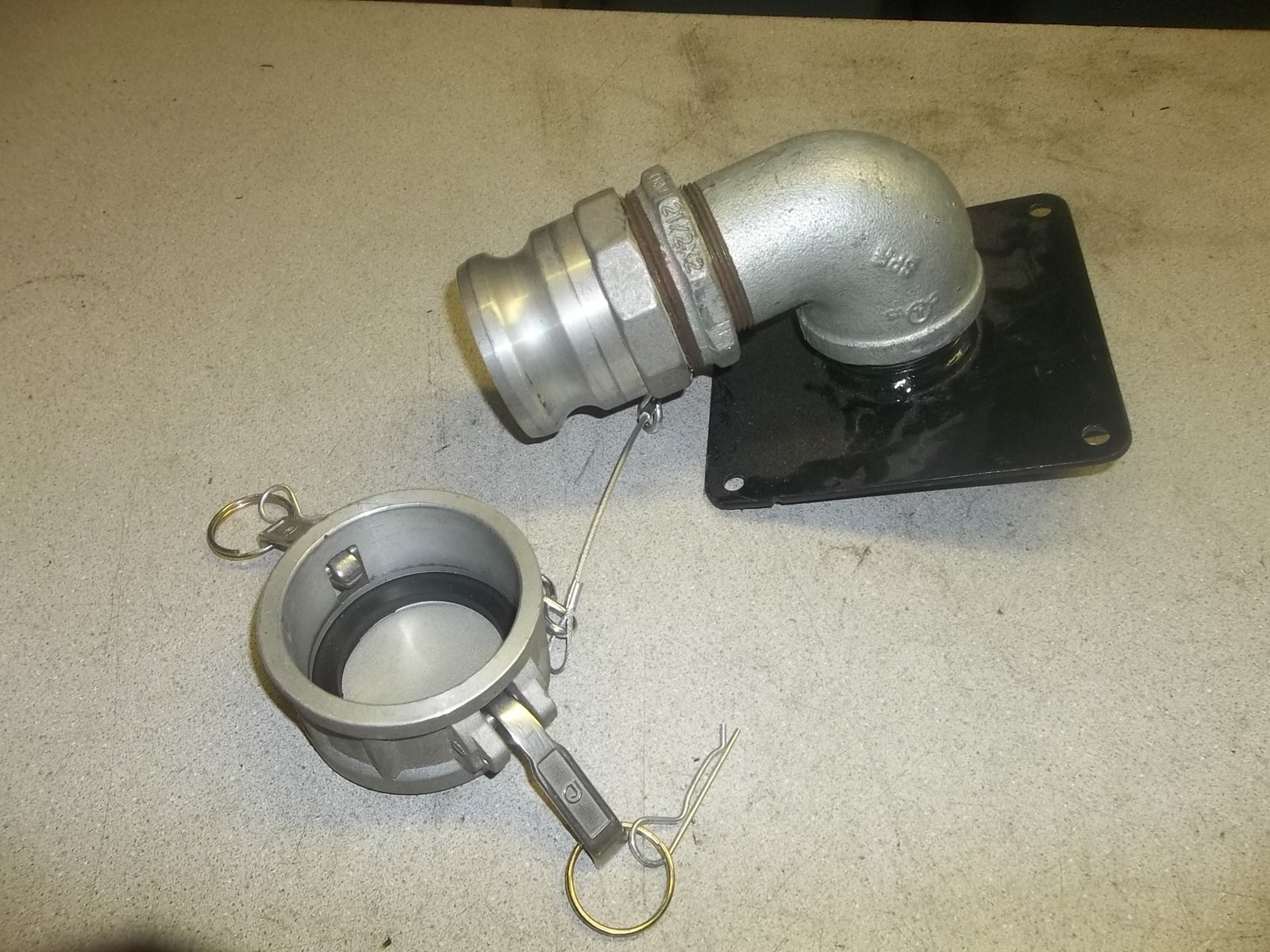 Pipe w/ Enclosed Door Piece and Mount A250 SPF 2-1/2″ x 2″ *FREE SHIPPING*