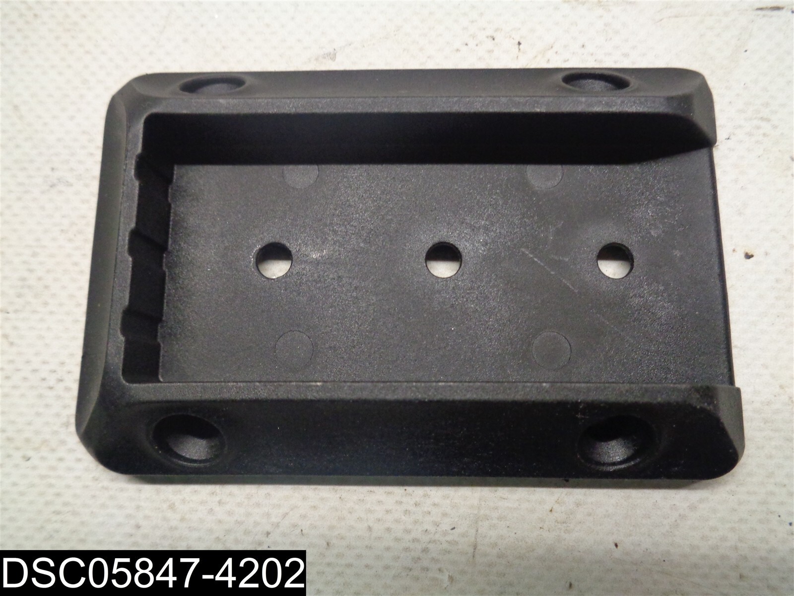 Qty=2: Steel DN Mate 2″ X 4″ Bracket Actual Size 1.5″ x 3.5″