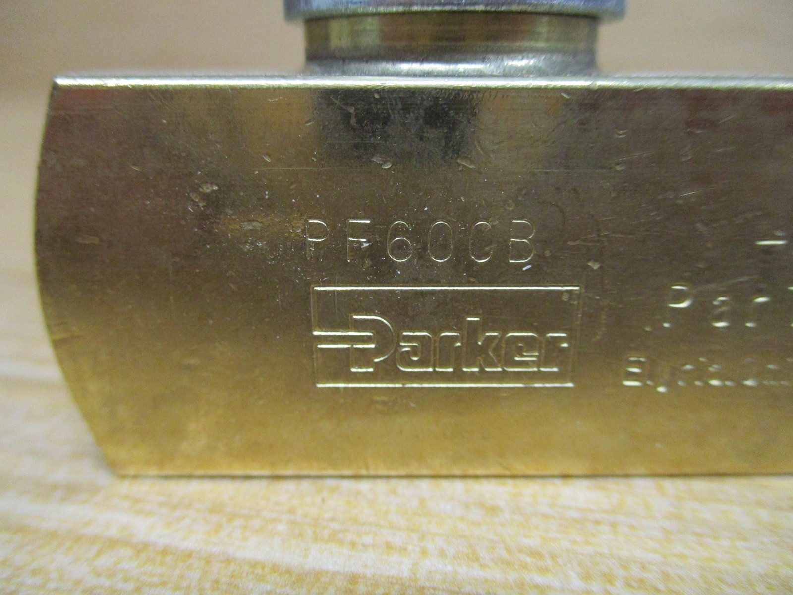 Parker PF600B Flow Control Valve 3/8 Inch