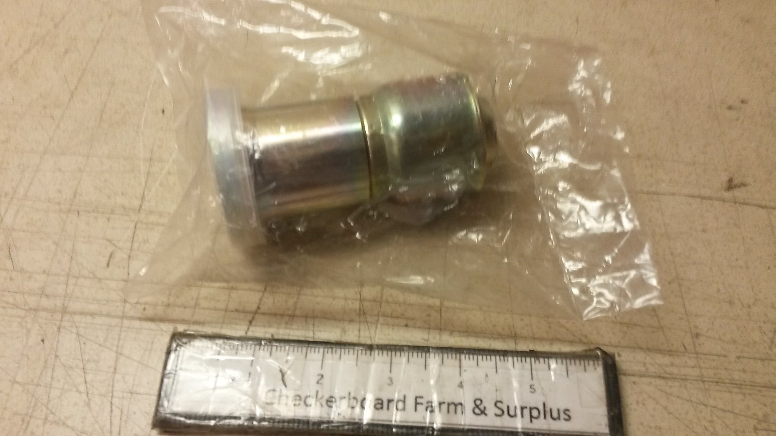 NOS Eaton Aeroquip Straight Flange to Hose Adapter 1G24FL20 FC9153-2420S SZ-20
