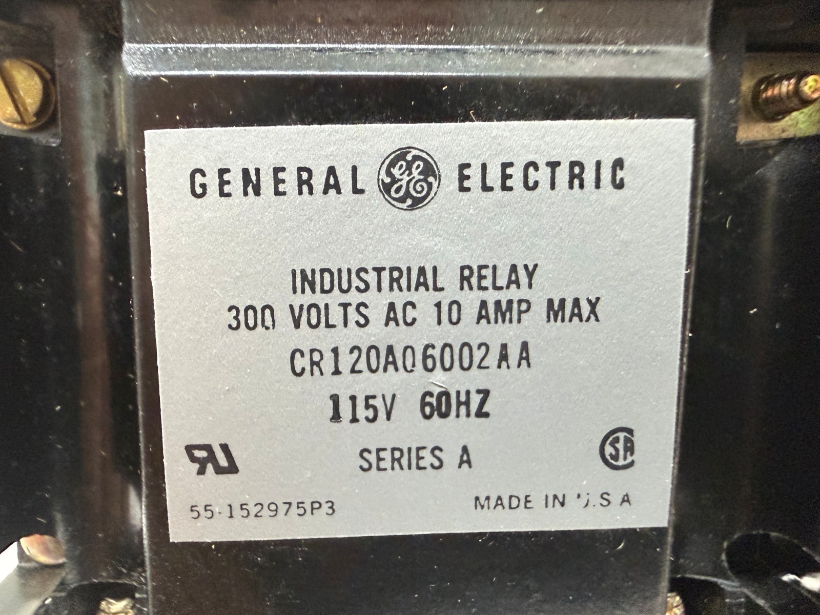 NEW IN BOX! GE GENERAL ELECTRIC 300V 10A INDUSTRIAL RELAY CR120A06002AA