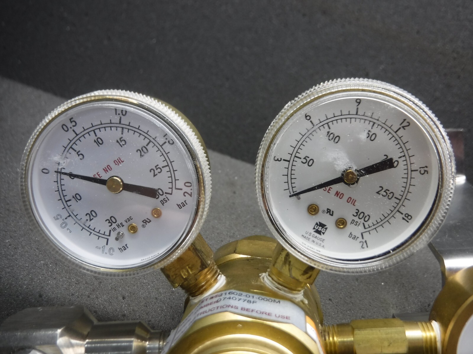 Concoa, Model 4121602-01-000M, Gas Regulator (Used)