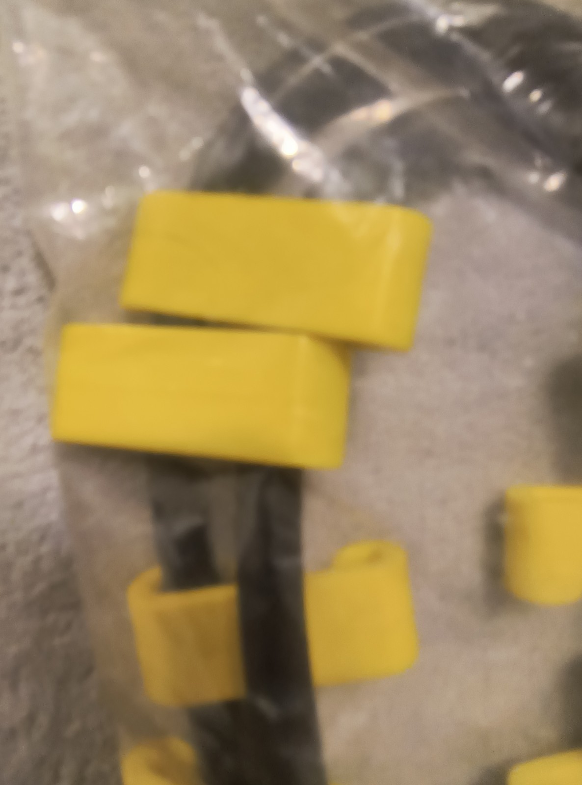 SCC- SZ 1174 Tire Traction Chain Rubber Tightener – Set of 2 1 Pair