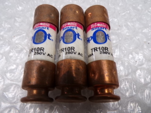 FERRAZ SHAWMUT TR10R FUSE LOT OF 3 NSNP