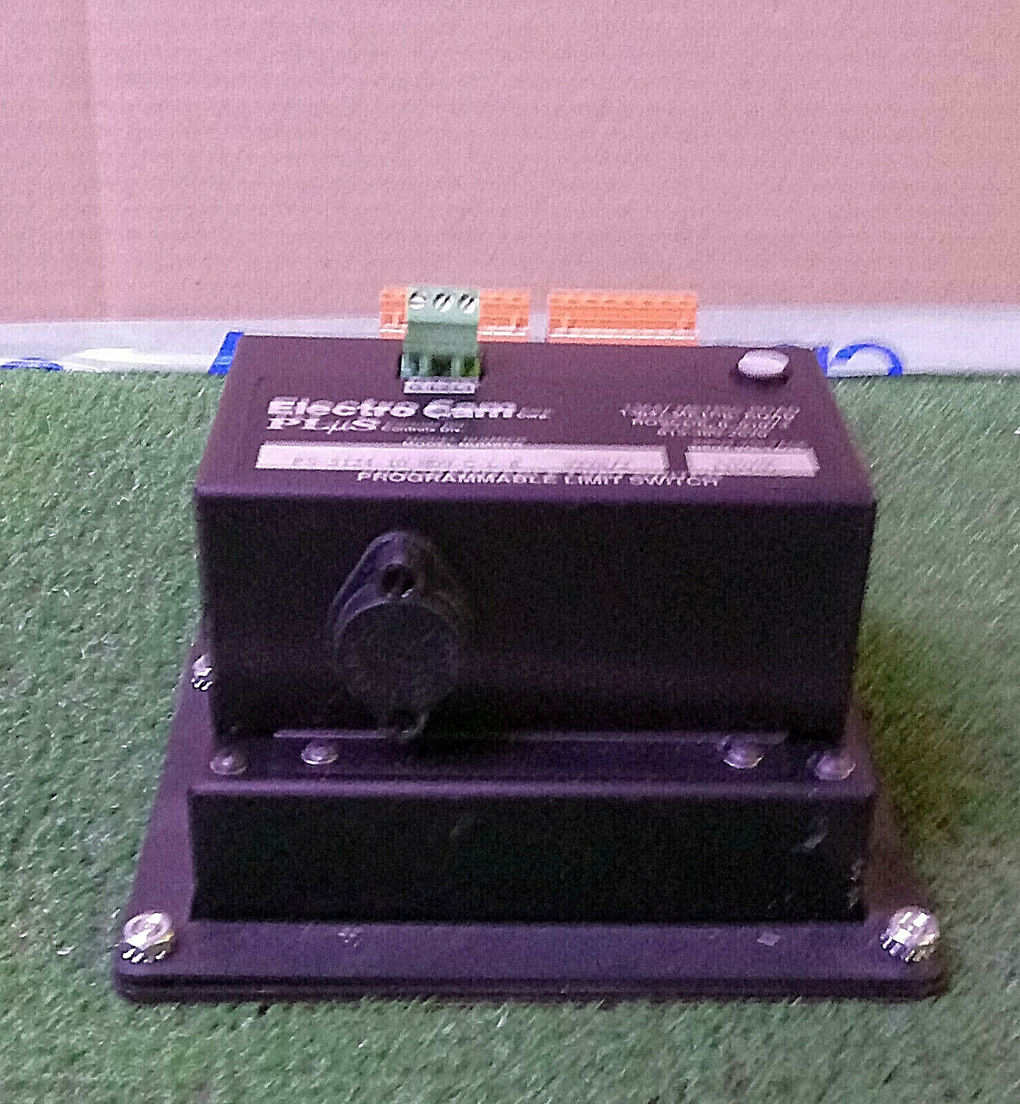 1 USED ELECTRO CAM PS-5124-10-M09-C-L-R PROGRAMMABLE LIMIT SWITCH **MAKE OFFER**
