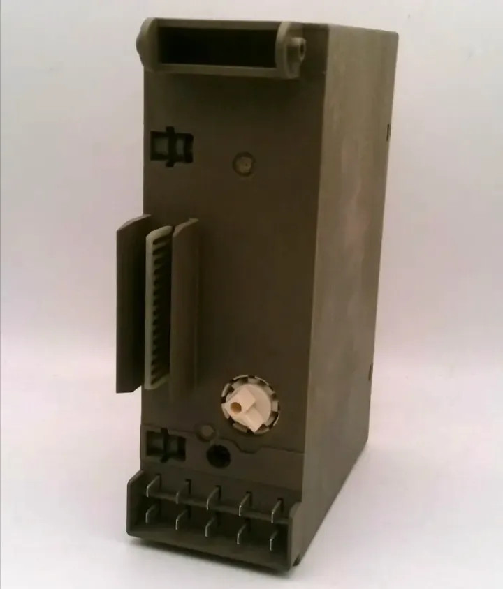 SIEMENS 6ES5 470-8MC11 ANALOG OUTPUT
