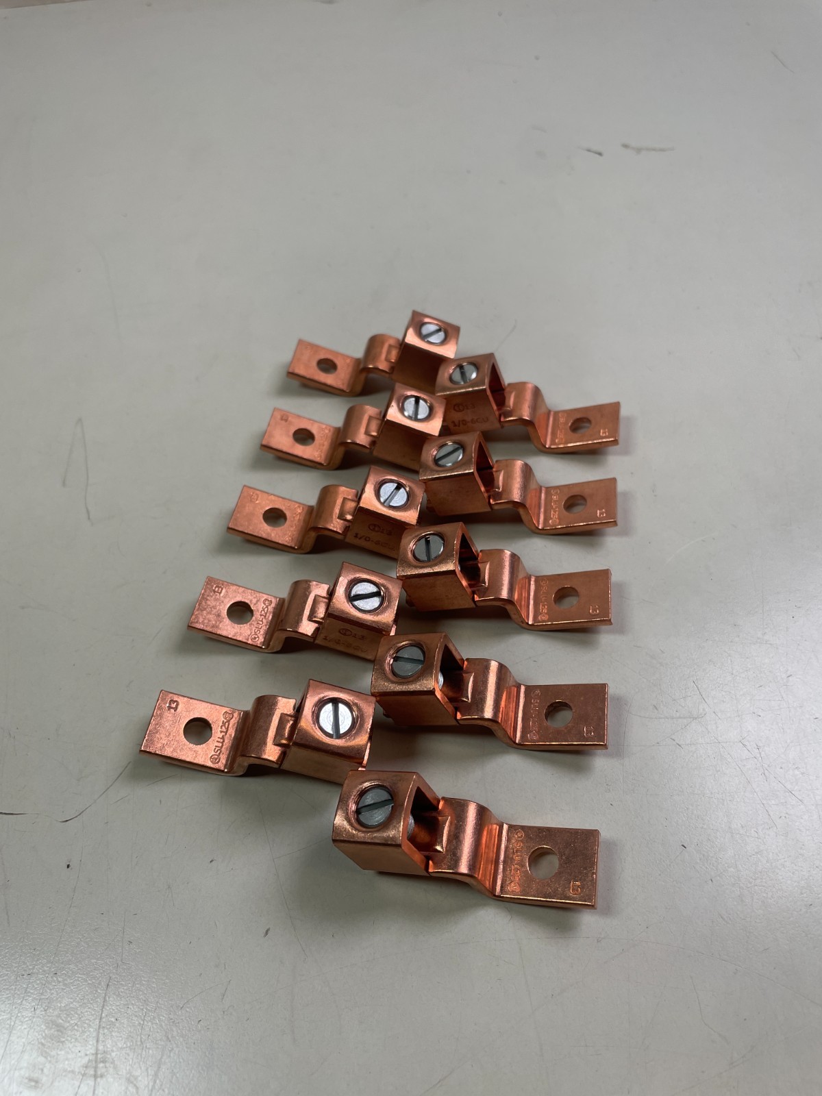 SLU-125 8-1/0 AWG Copper Solderless Lug- Pack of 10