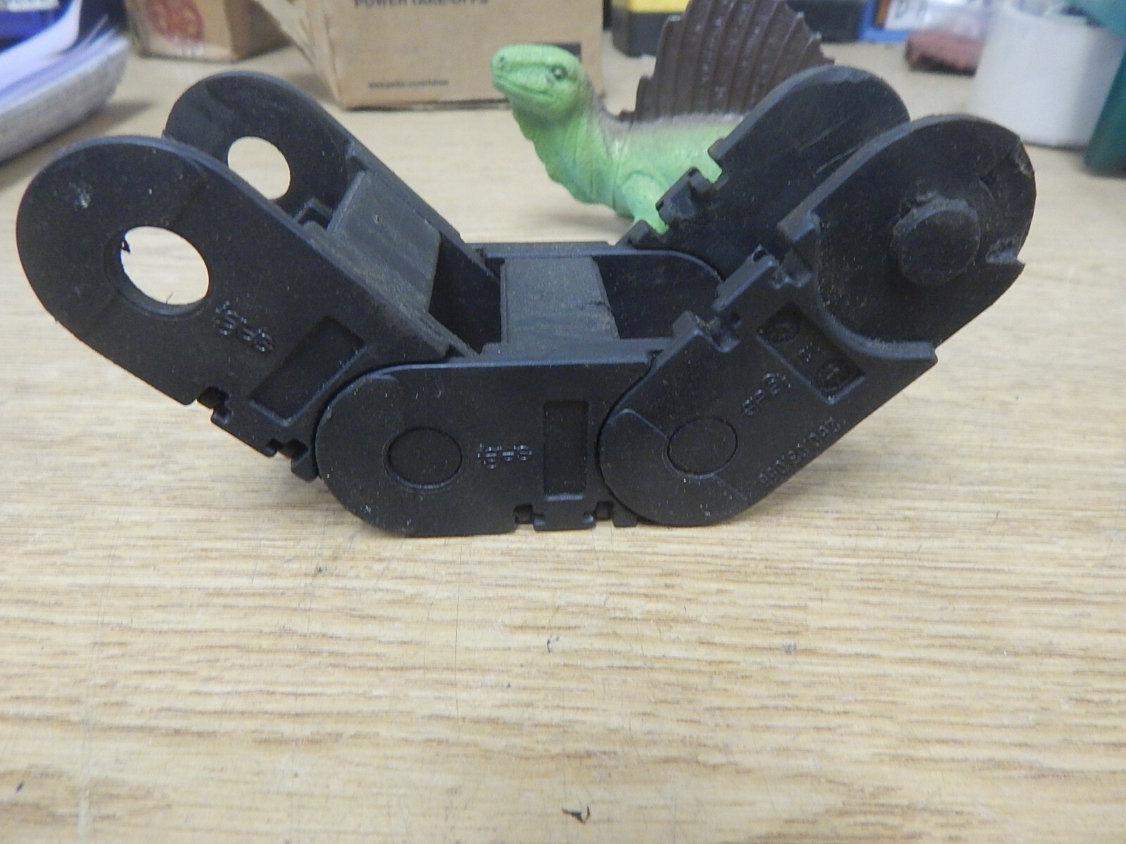Igus 250.03.055 Plastic Chain Link Attachment *FREE SHIPPING*