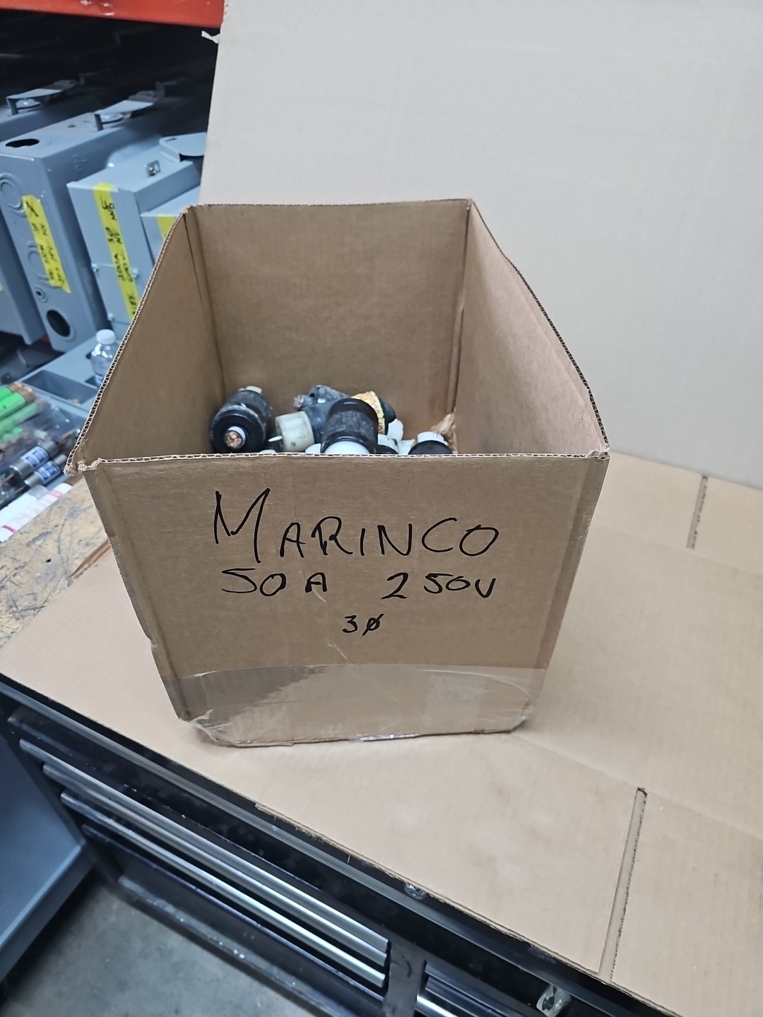 Marinco 50A 250V Male Turn & Pull 3-Phase 480V 3P4W Locking Connector