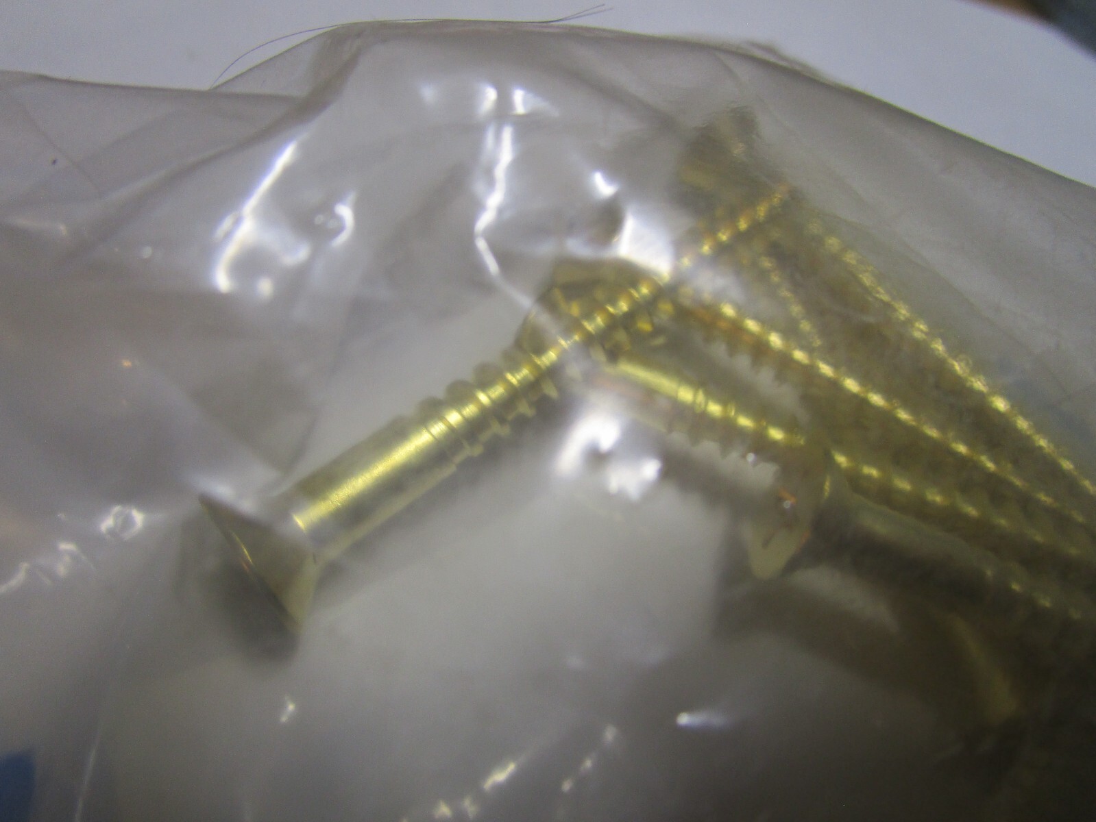 #14-10 x 2-1/2″ Flat Head Phillips Sharp Point Plain Brass Wood Screw QTY 10