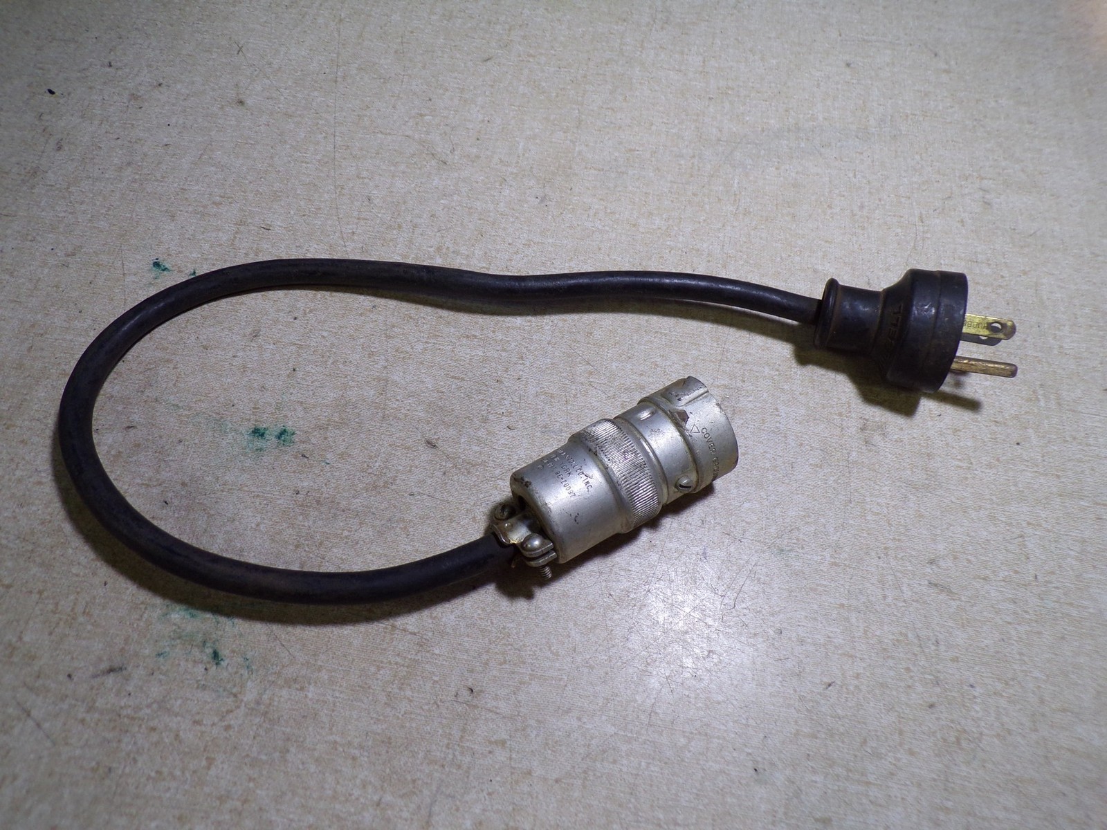 RussellStoll Hubbell 22-1/2″ 20A 250VAC 1/2HP Wire Plug Connection