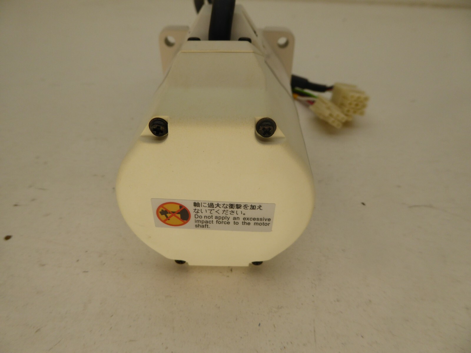 OMRON R88M-GP10030T-S2 Ac Servo Motor USA Seller NEW IN BOX