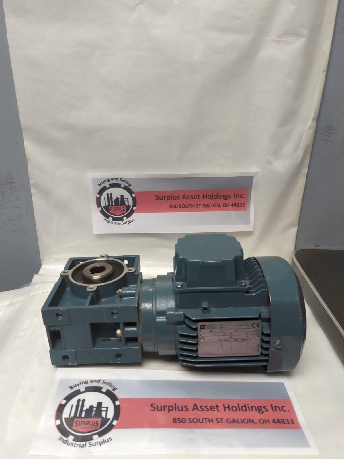 LEROY SOMER,3LS63-3R9153,MOTOR & GEAR REDUCER PRE-OWNED