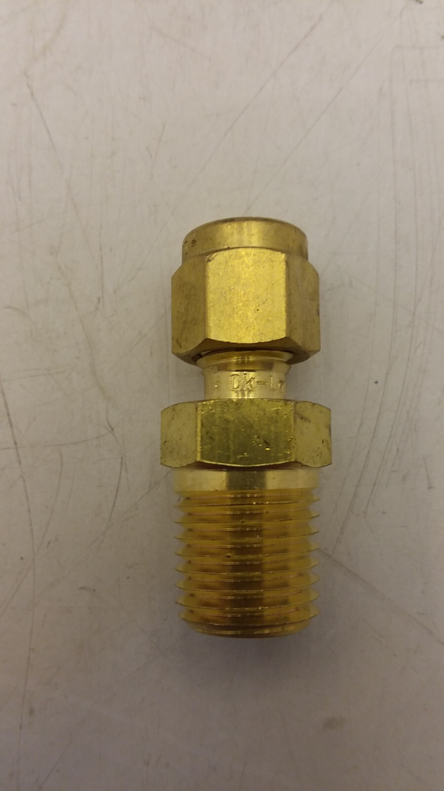 DKLOK DMC6-8N-S STEEL COMPRESSION CONNECTOR 3/8INCH BY 1/2INCH NNB