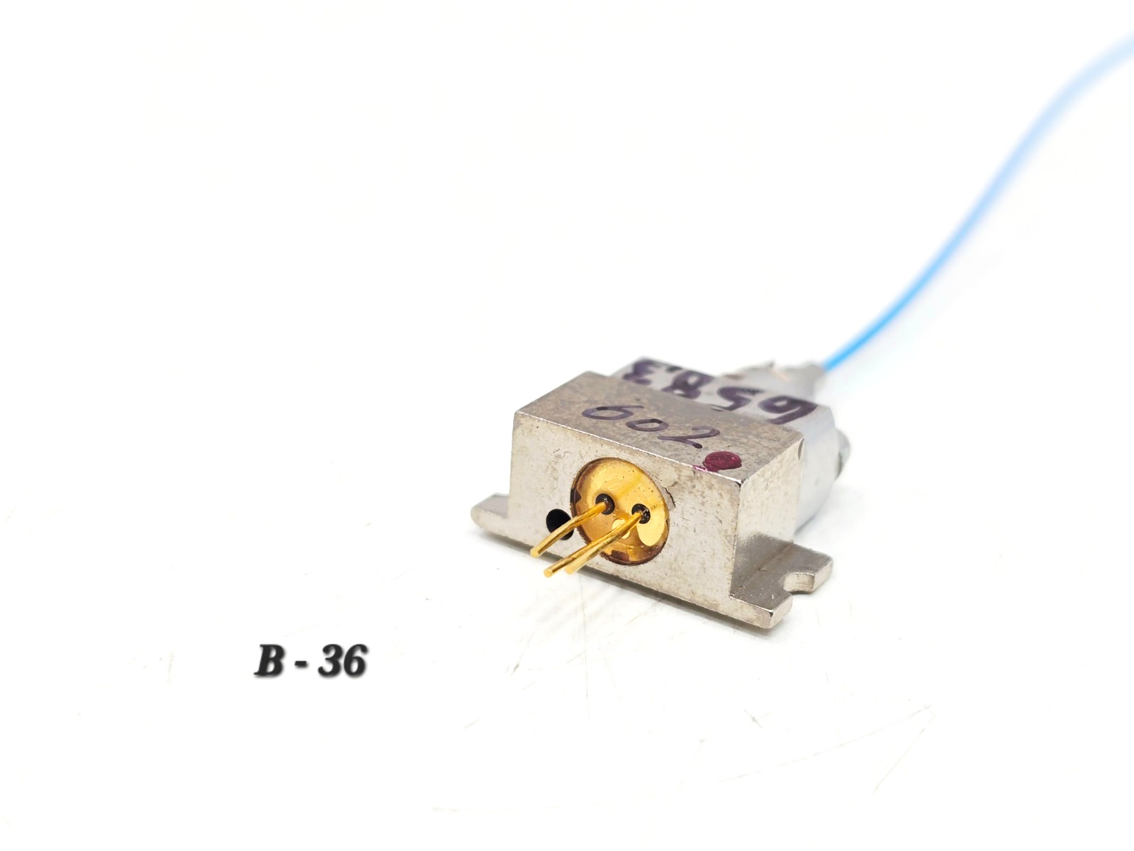 6583 BLUE SKY RESEARCH FIBER PIGTAILED LASER MODULE