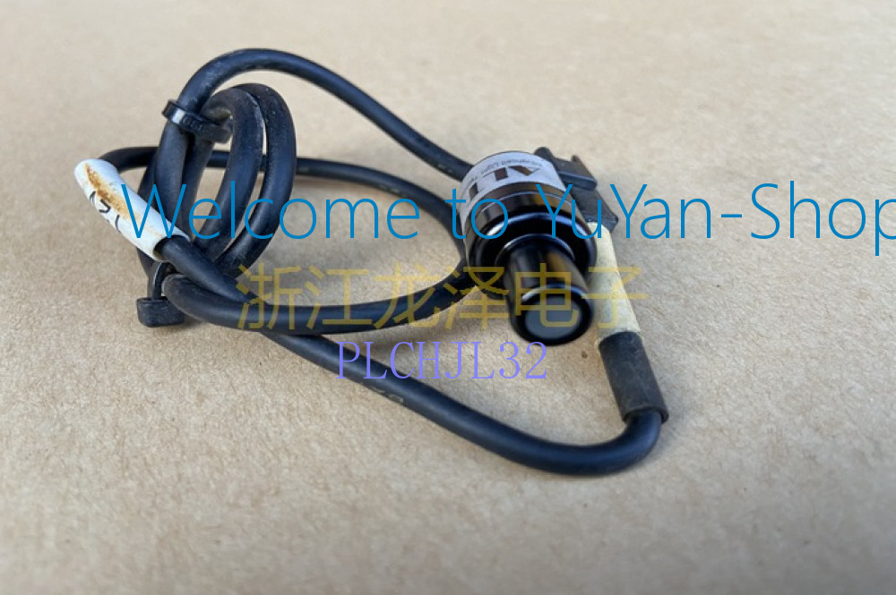 1PC ALT ASP-W14-V1 12V Vision Point Source white Light 8mm #T74N YS