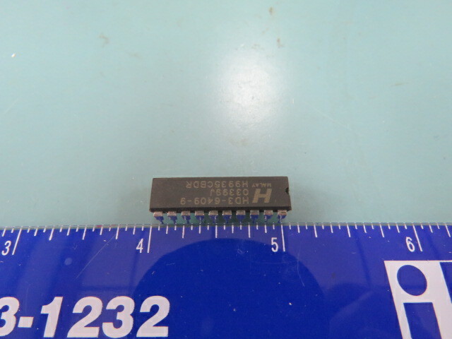 HARRIS CORPORATION HD3-6409-9 Qty of 2 per Lot IC,DATACOM, MANCHESTER ENCODER/D