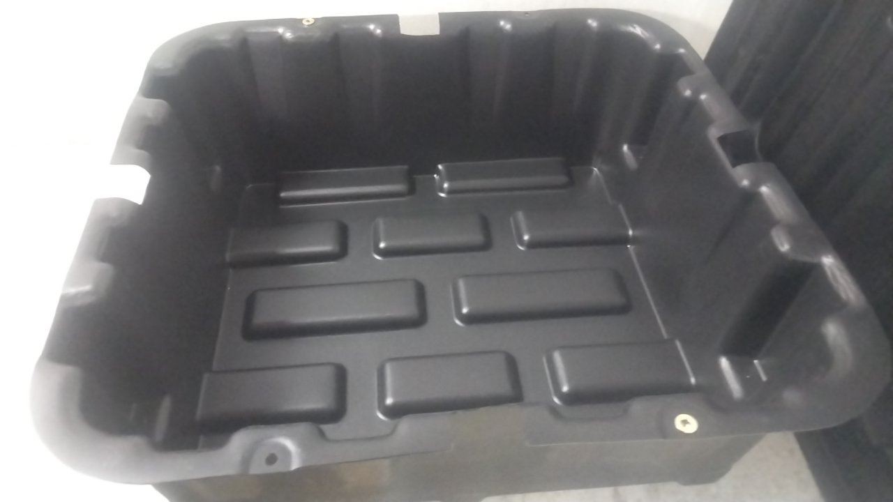 Grote 84-9665 22 x 20-1/2 x 9 In Inside Dimensions Black Battery Box
