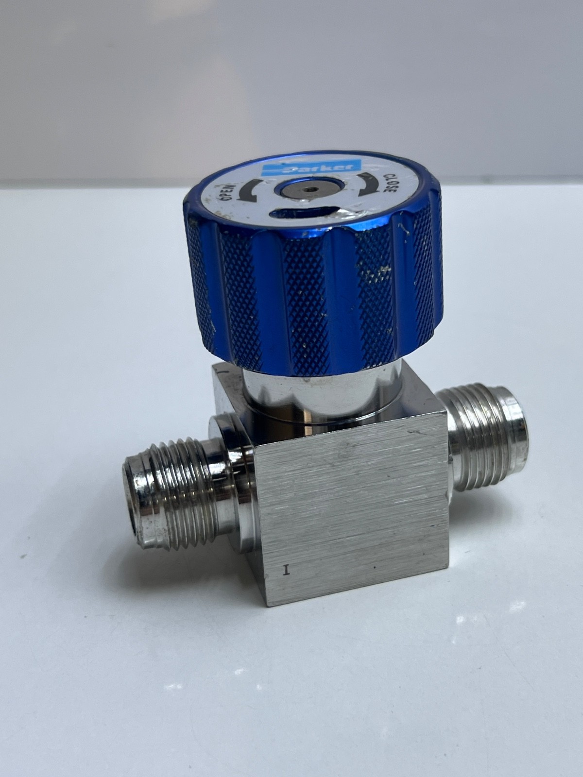 Parker 18E-882VMVM Regulator 1500 PSIG MAX 55500372