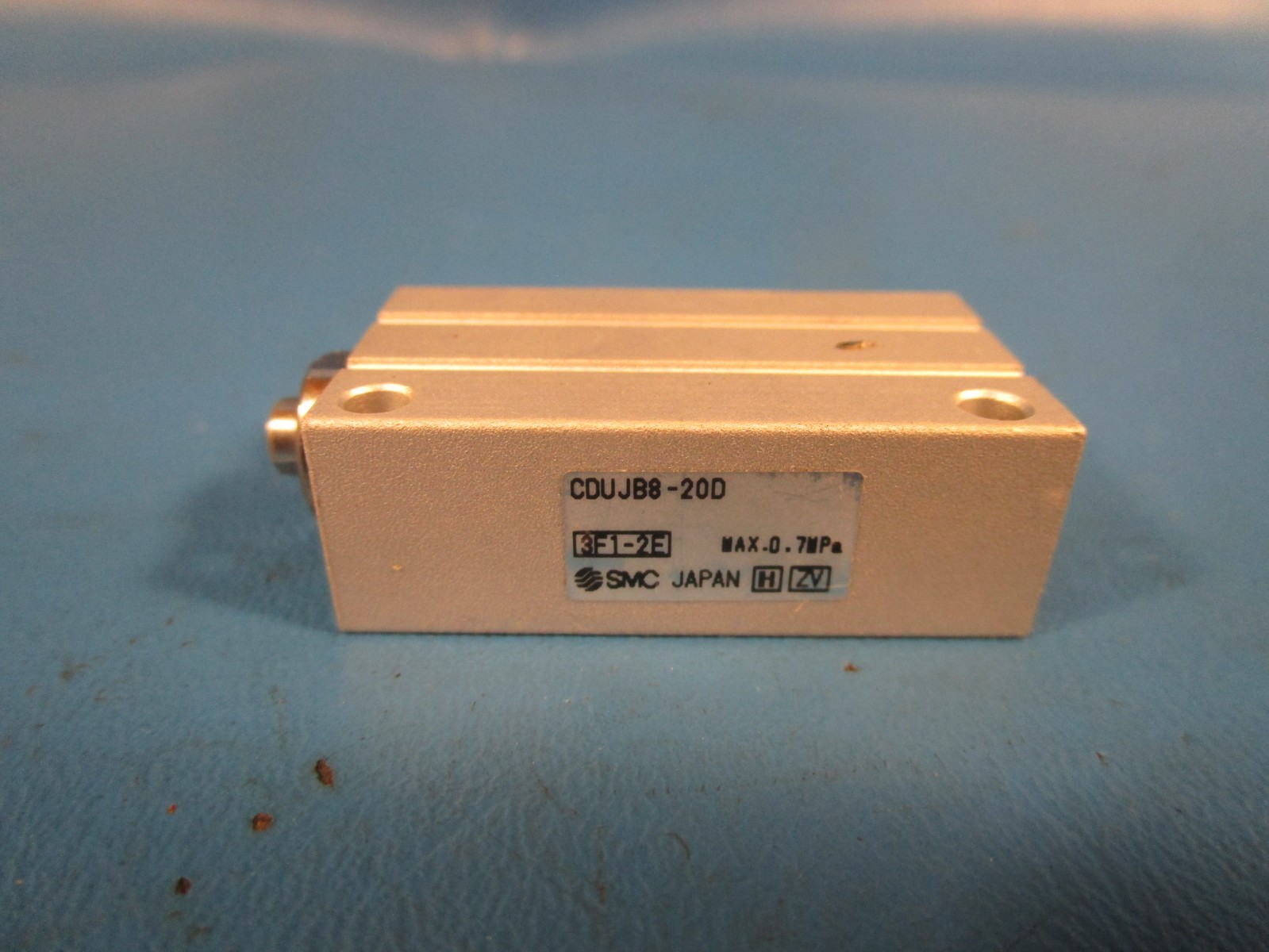SMC CDUJB8-20D, Mini Free Mount Cylinder, 8mm Bore, 20mm Stroke, Auto Switch